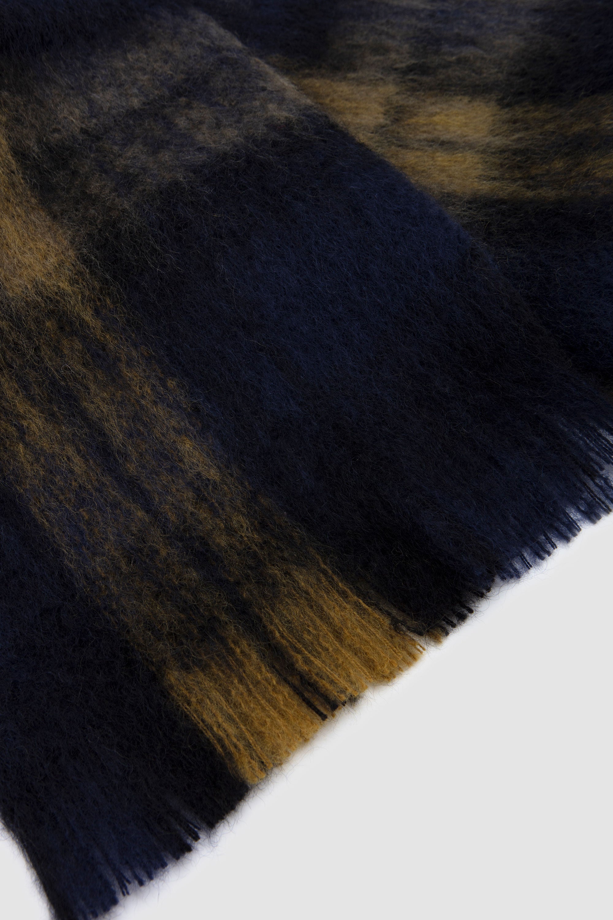 University Giant Scarf Navy/ Ochre Tartan