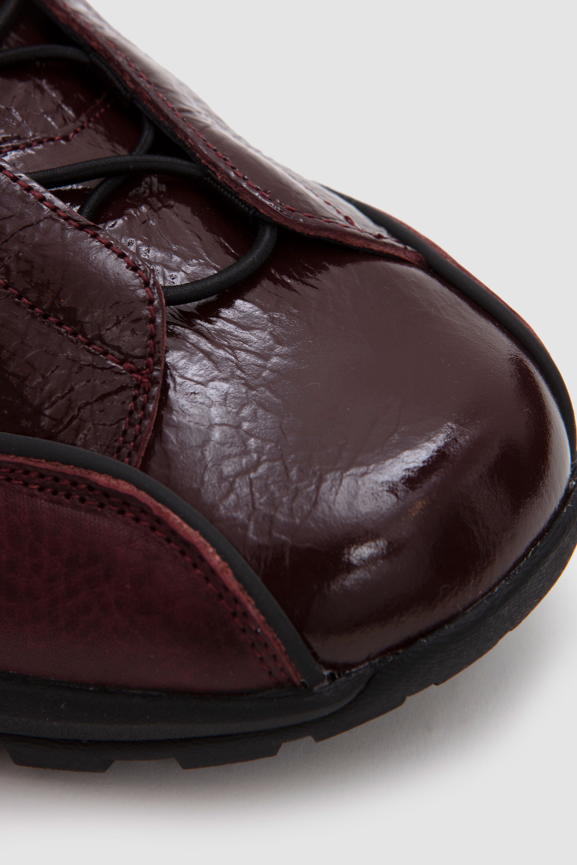Licata Crackled Leather Burgundy_5