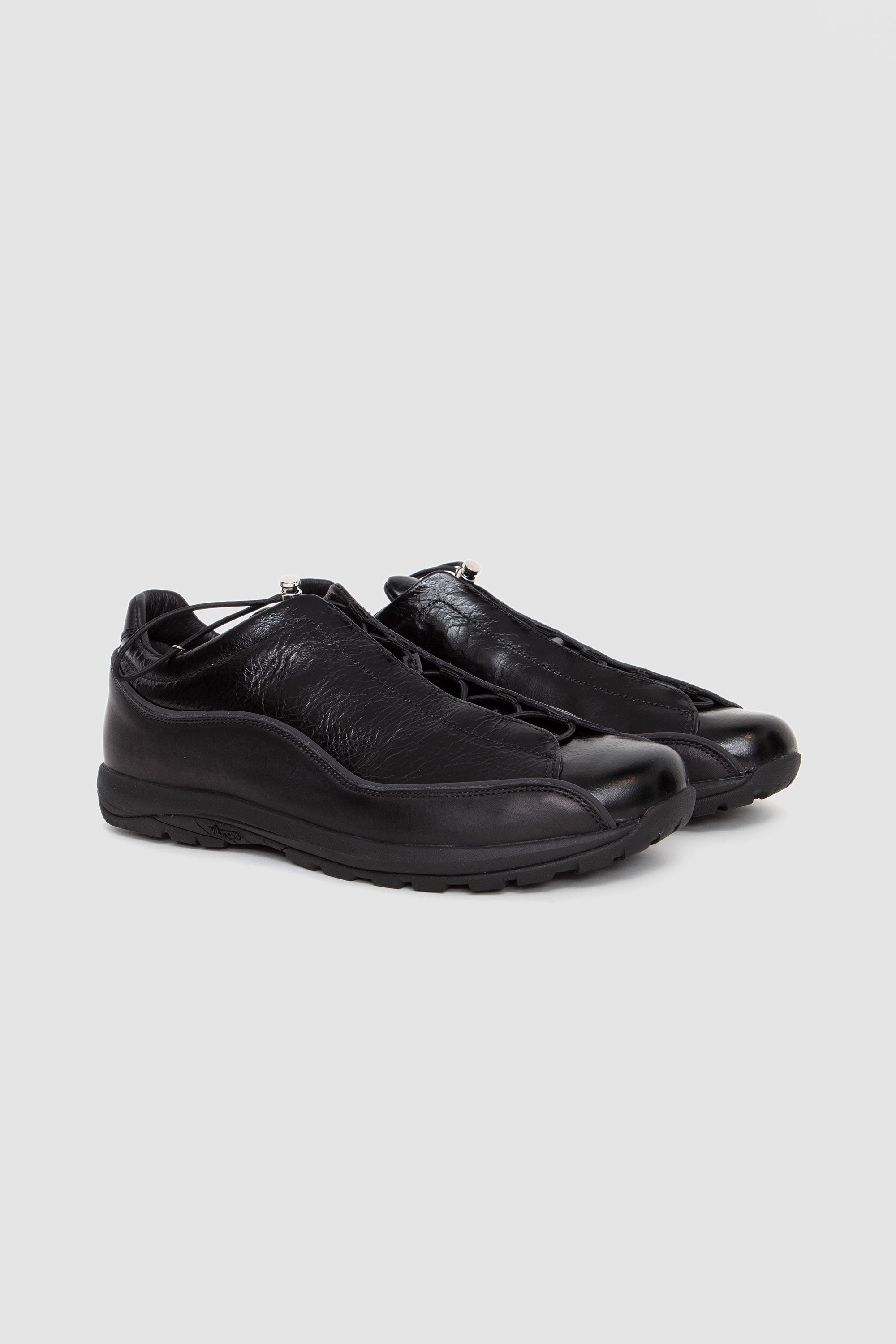 Licata Crackled Patent Leather W Black
