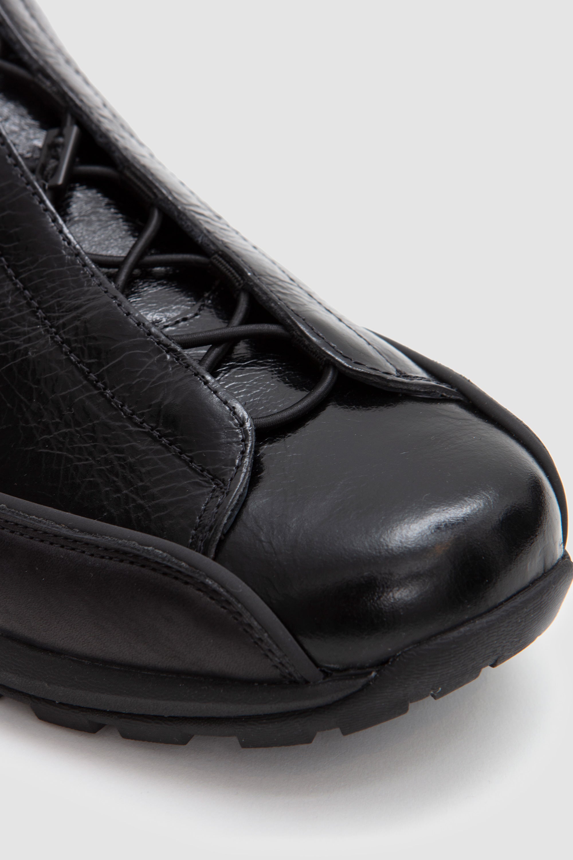 Licata Crackled Patent Leather W Black_5