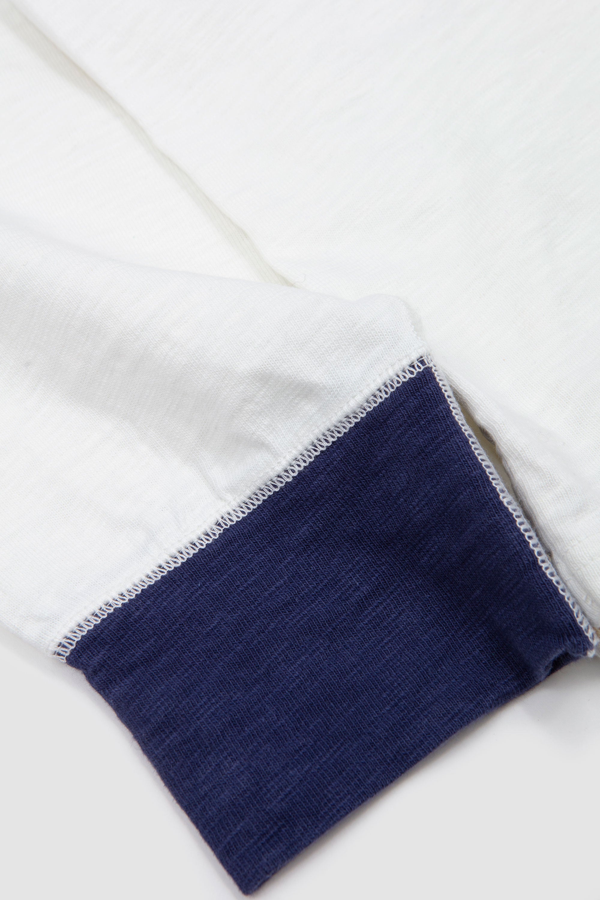 Chervon Flame Rugby Ecru/ Navy