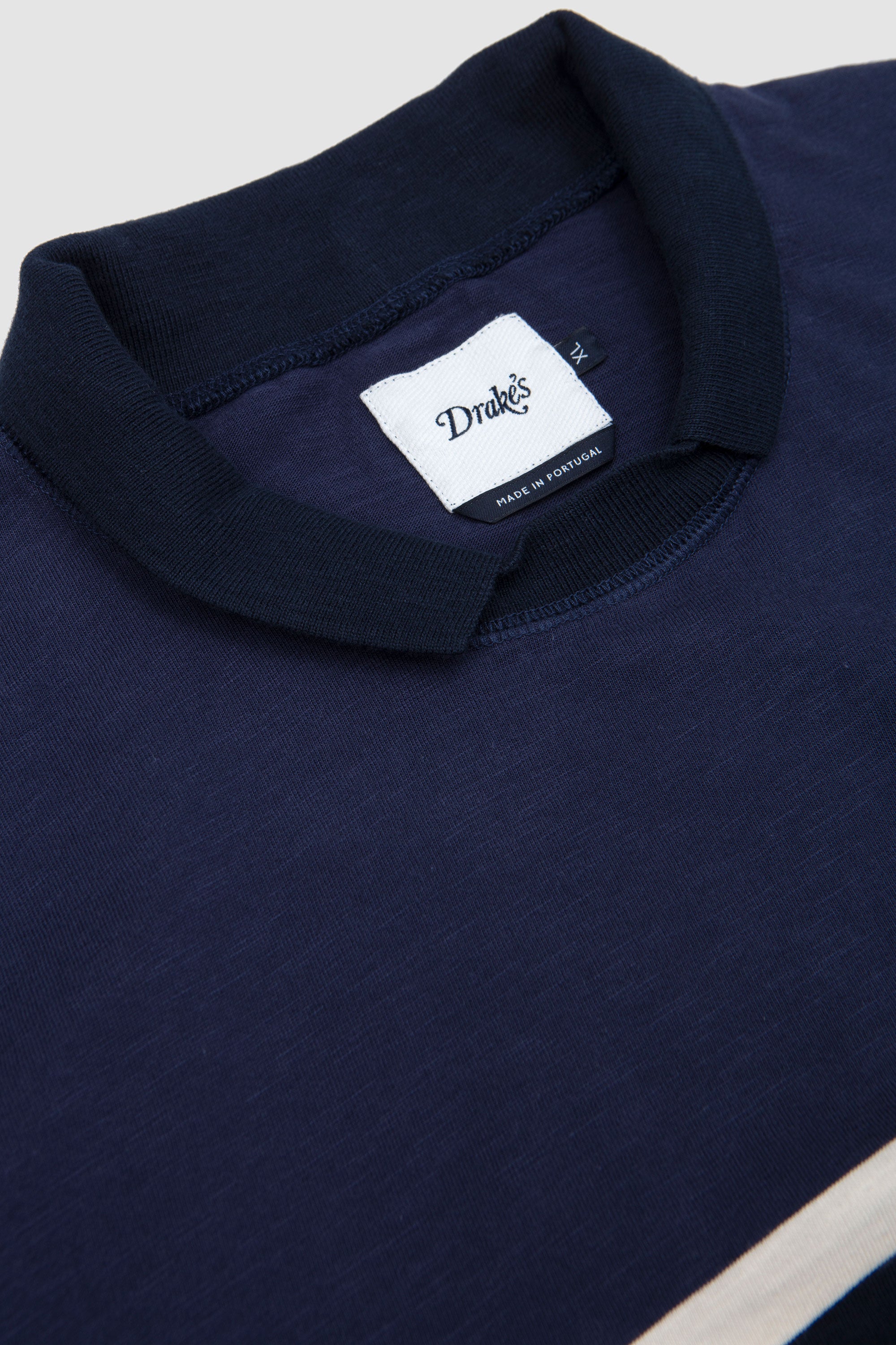 Mock Neck Flame Dark Navy/ Ecru