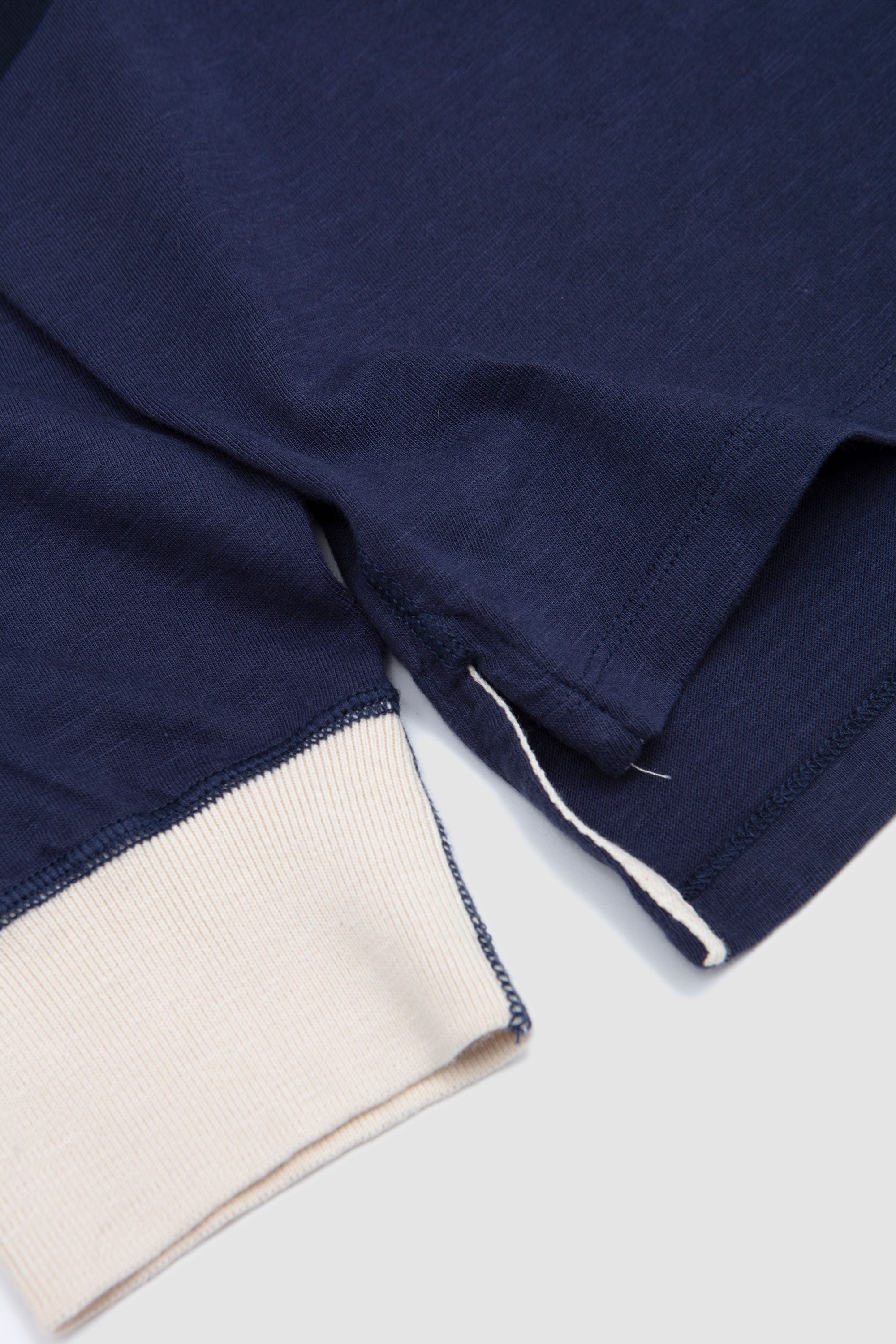 Mock Neck Flame Dark Navy/ Ecru