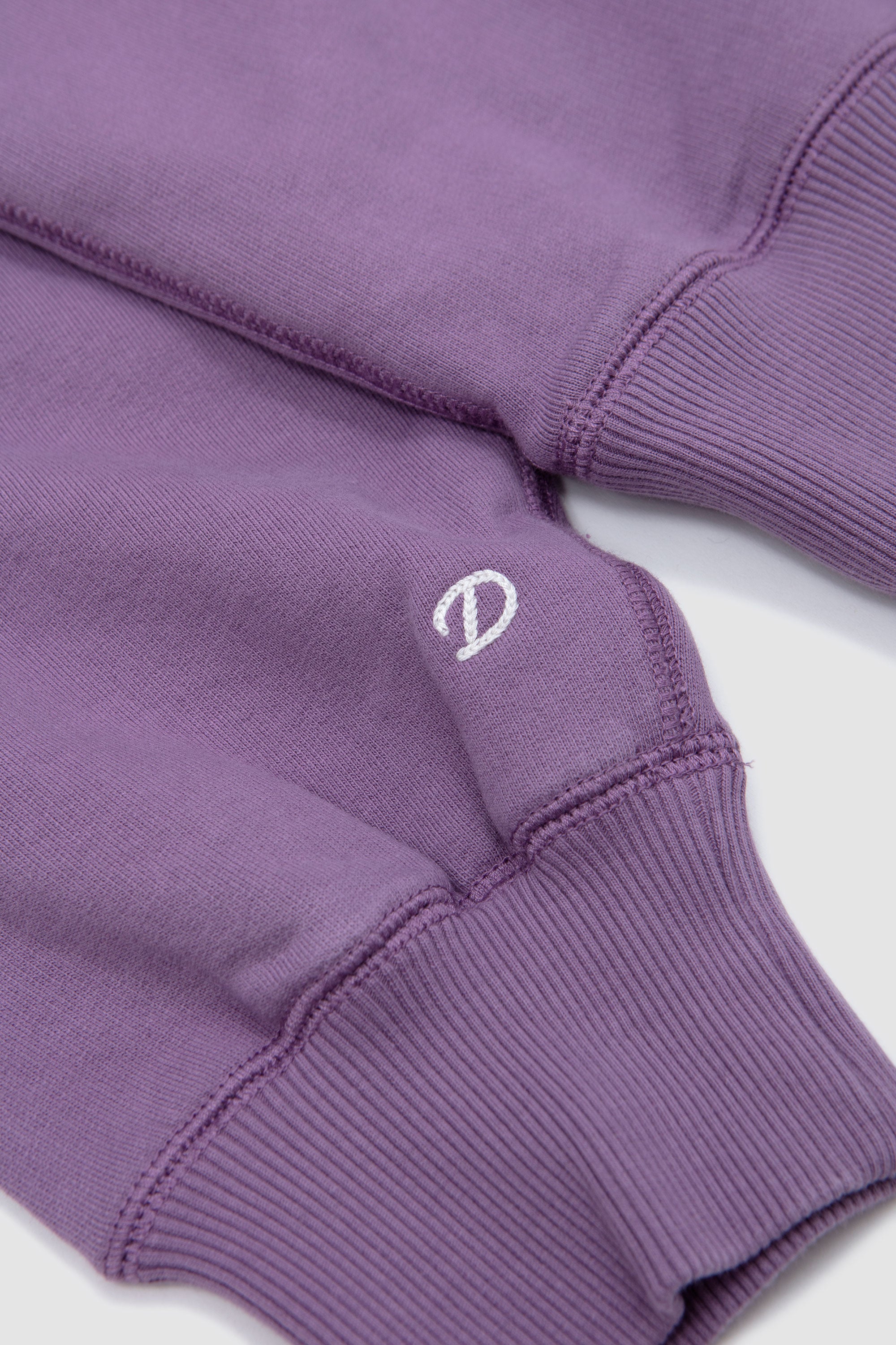 Raglan Sweatshirt '1977' Applique Faded Purple_3