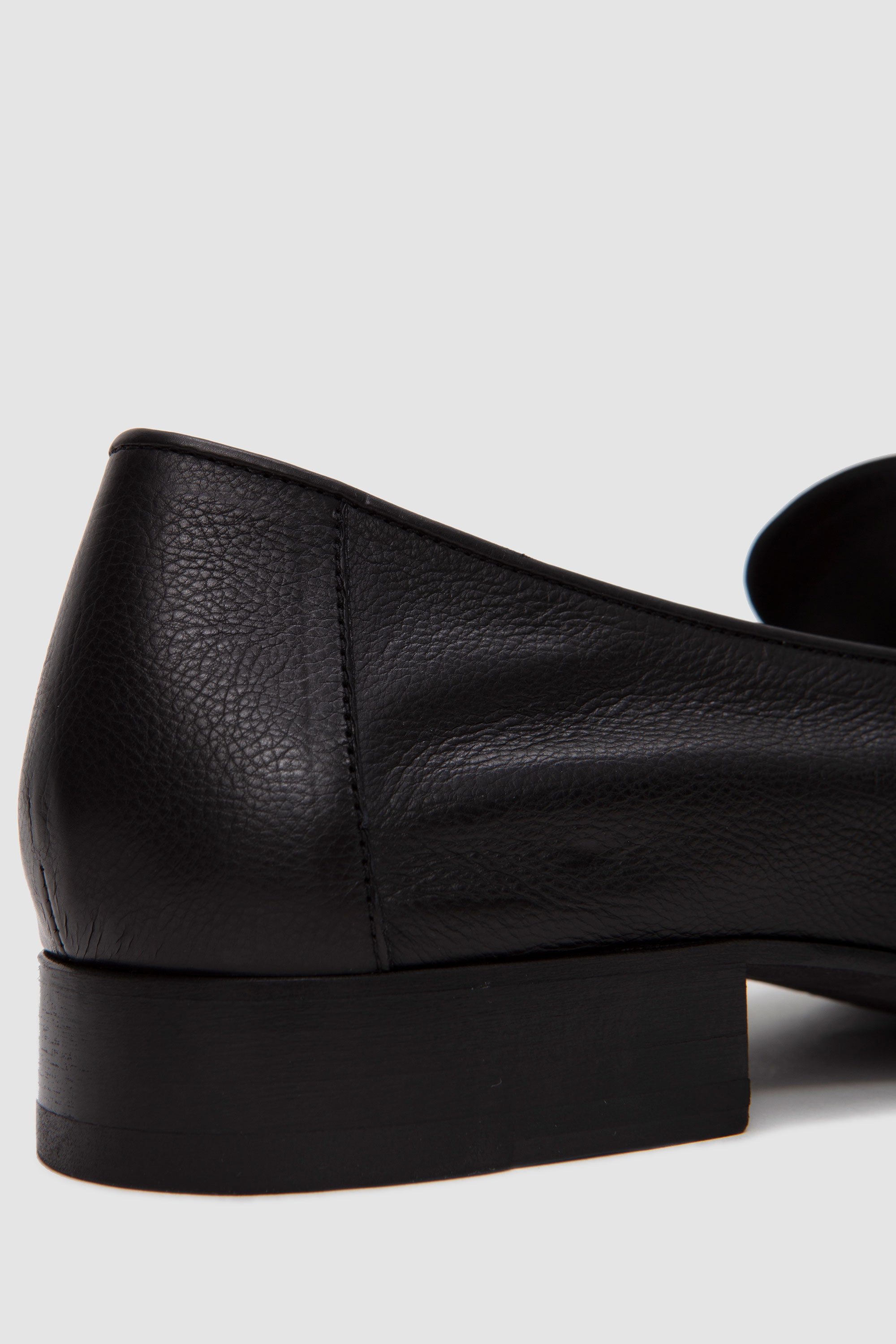 Leather Slip-On Shoes Black_6