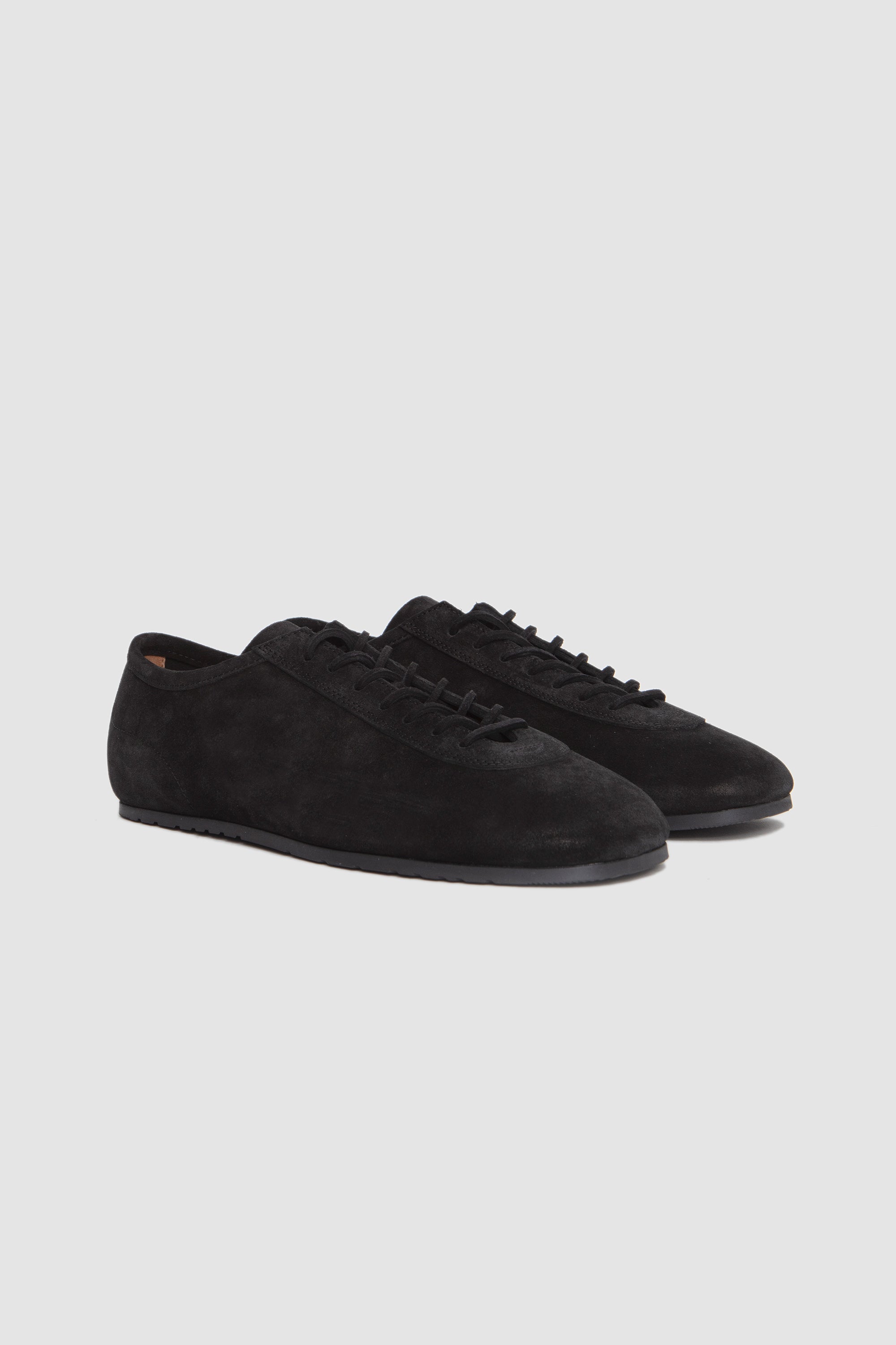 Suede Minimal Sneakers Black_2