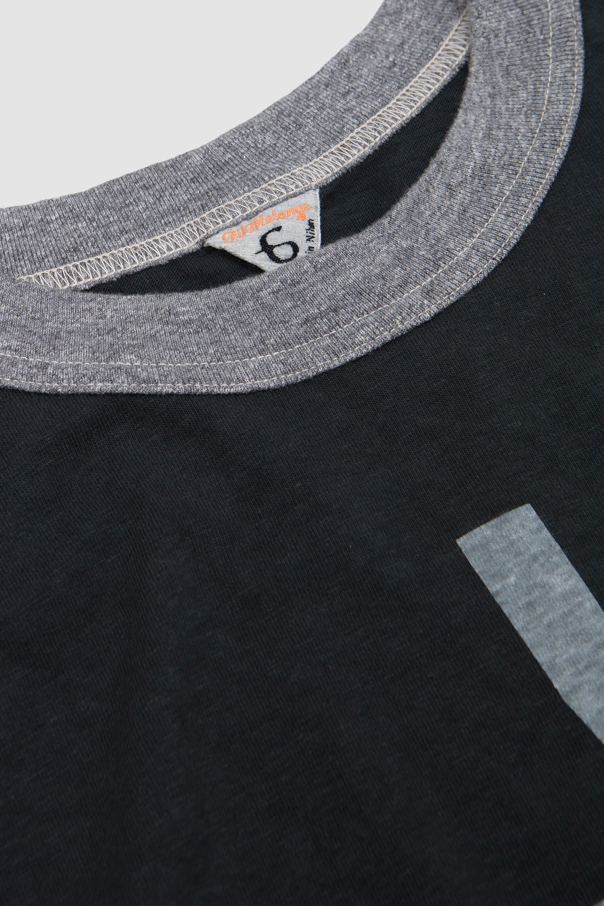 Volker2 Oar T-Shirt Charcoal Khaki