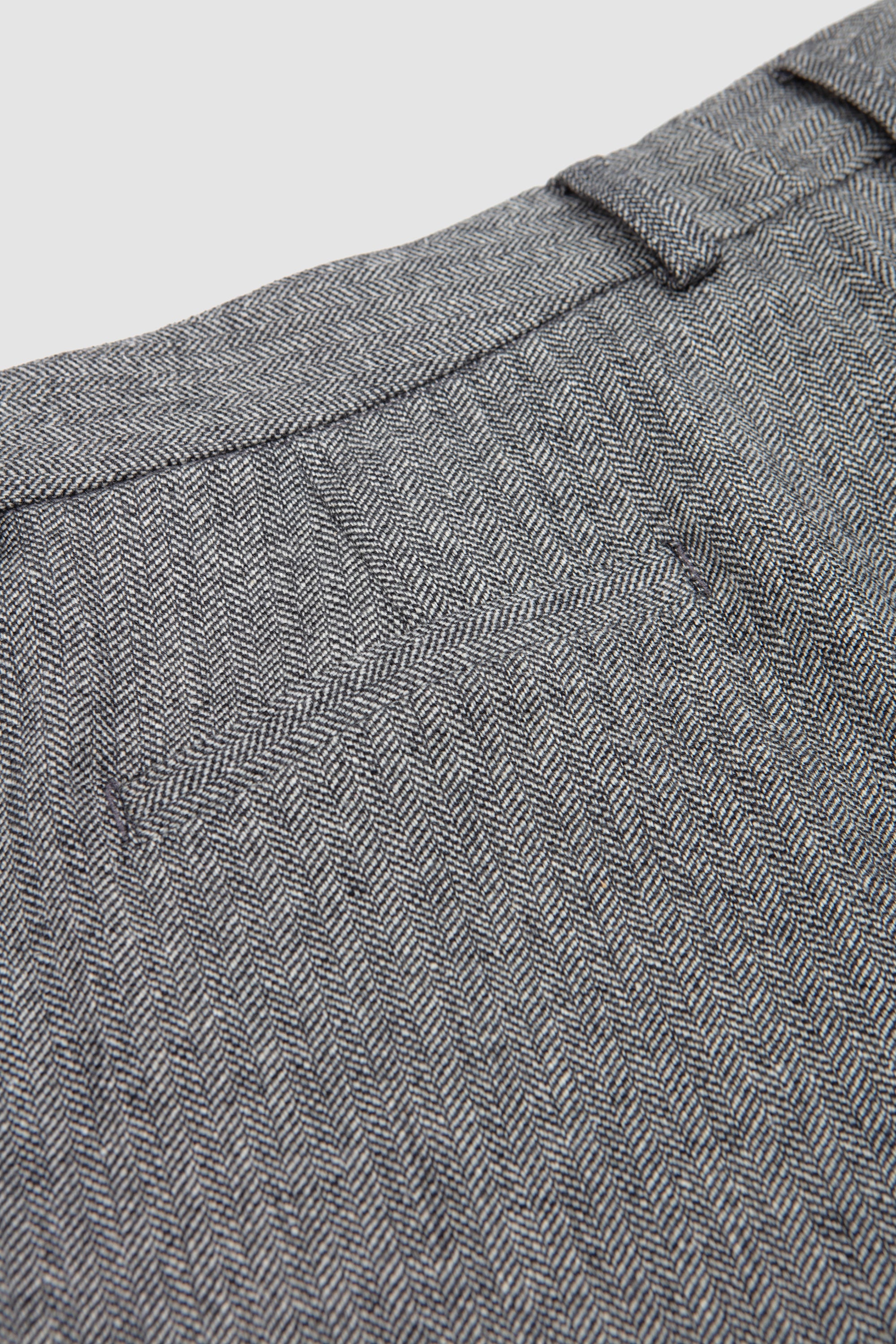 Kirk Short Grey/ Beige