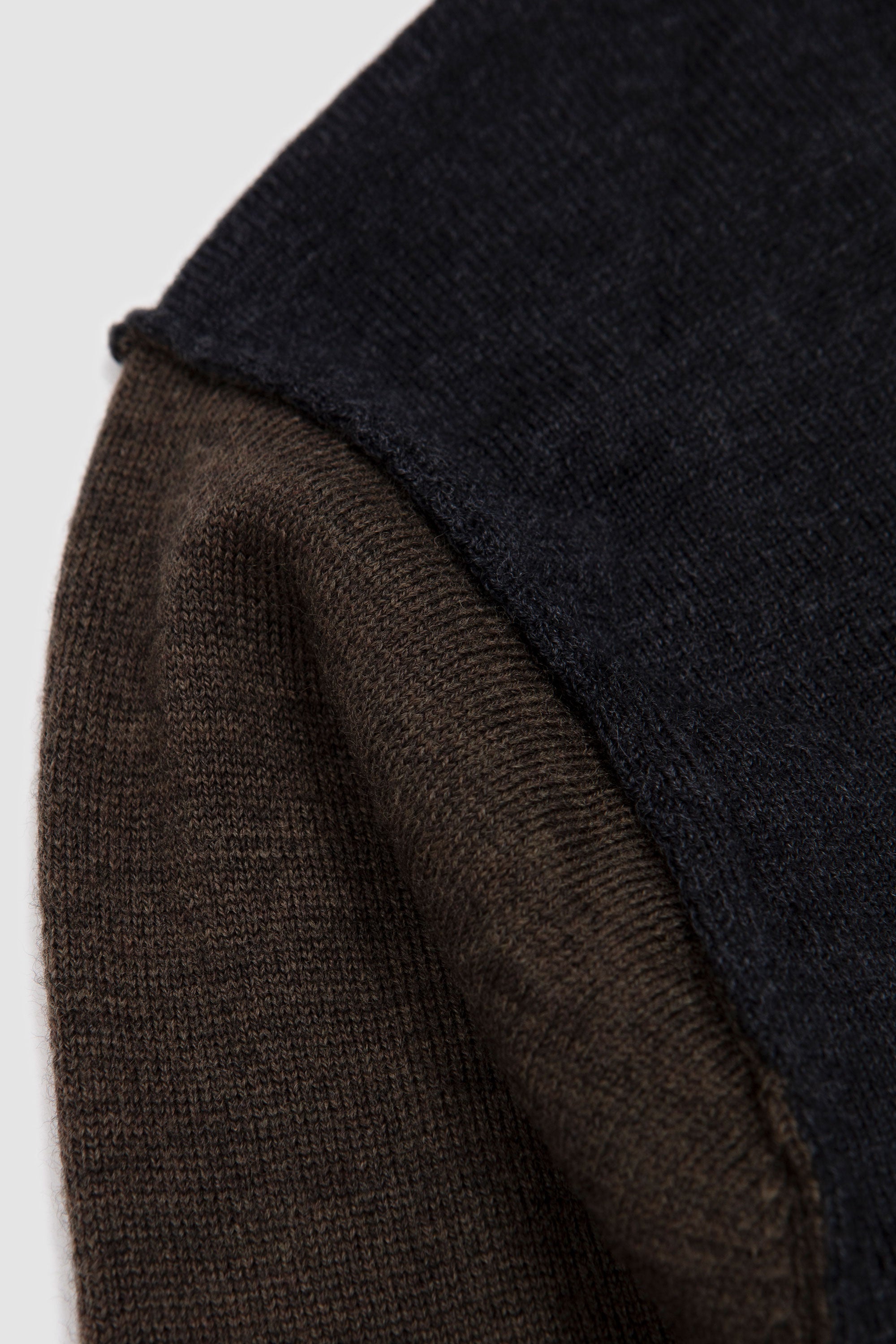 Toni Jumper Black/ Green_3