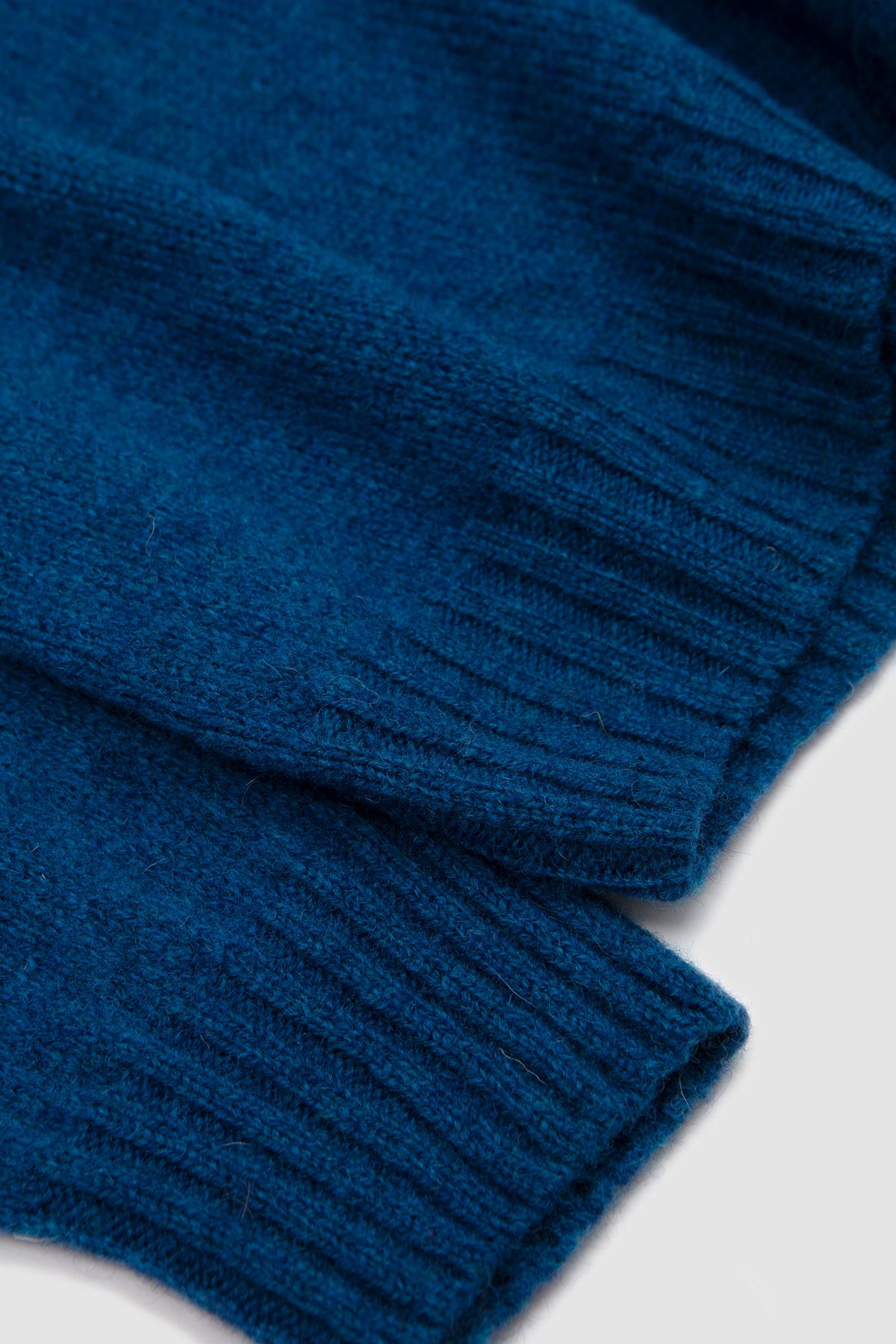 2 Col Yoke Crew Neck Sweater Neptune/ Golddust_3