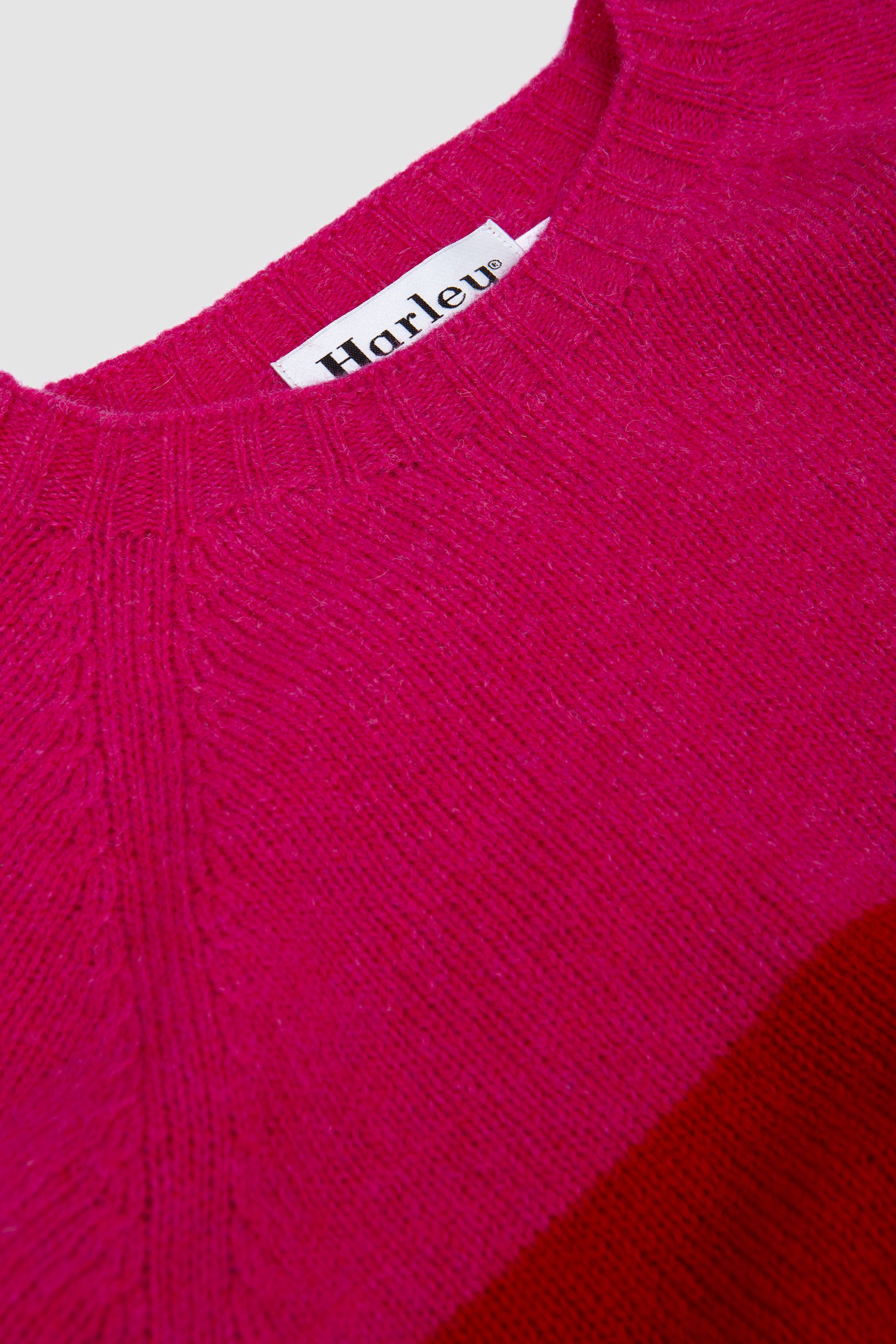 Block Stripe Crew Neck Sweater Lipstick/ Cardinal