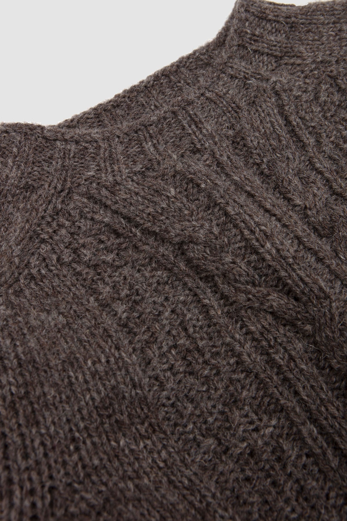 Crew Sweater with Cable Design Hebridean_2