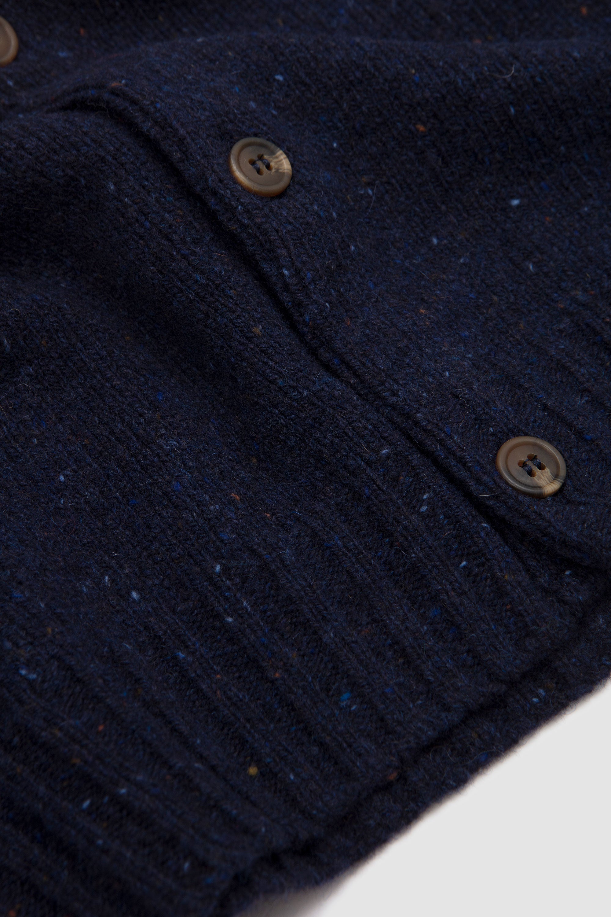 High Button Cardigan Jura_3