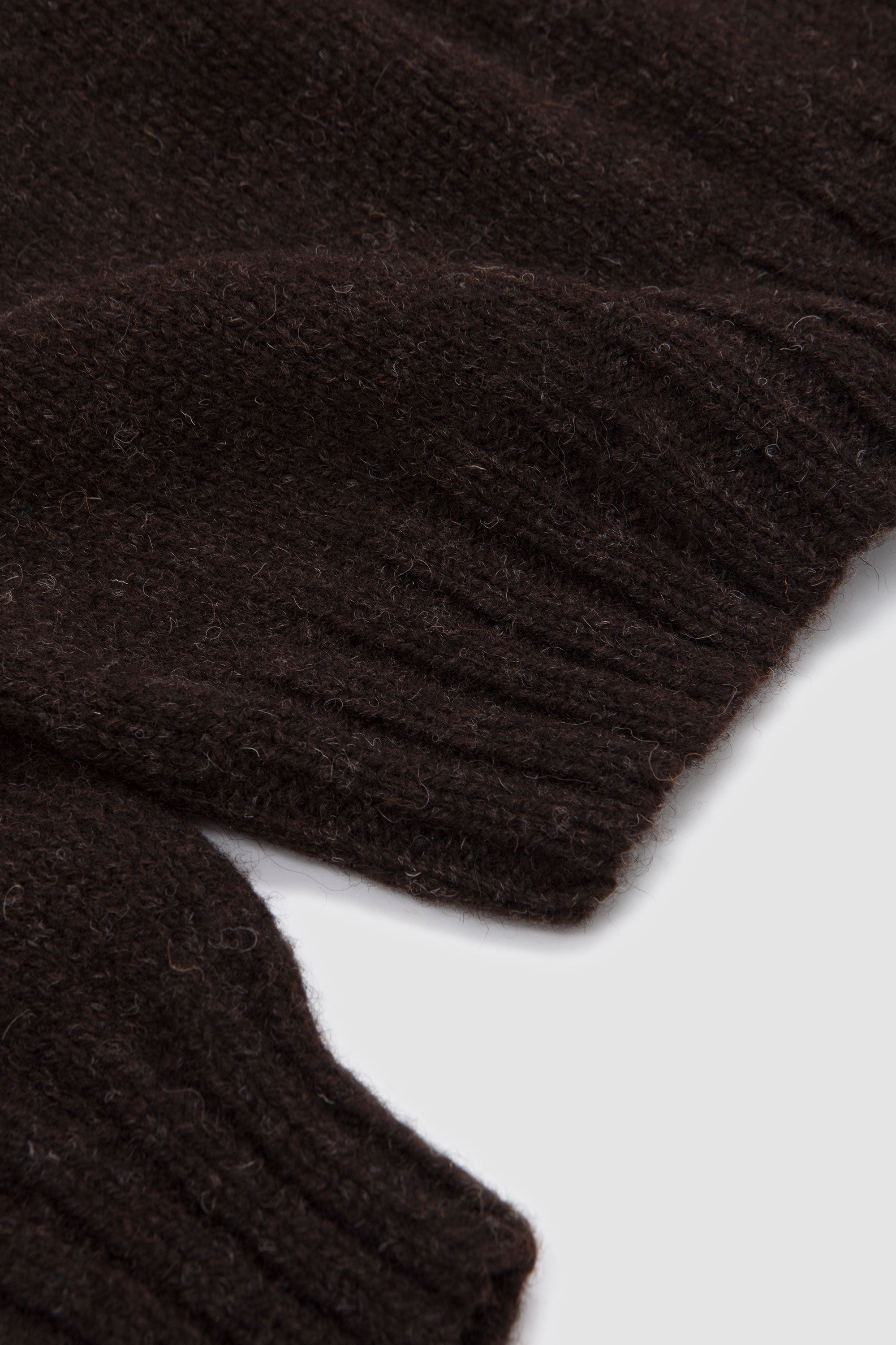 Saddle Shoulder Crew Neck Sweater Welsh Black_3