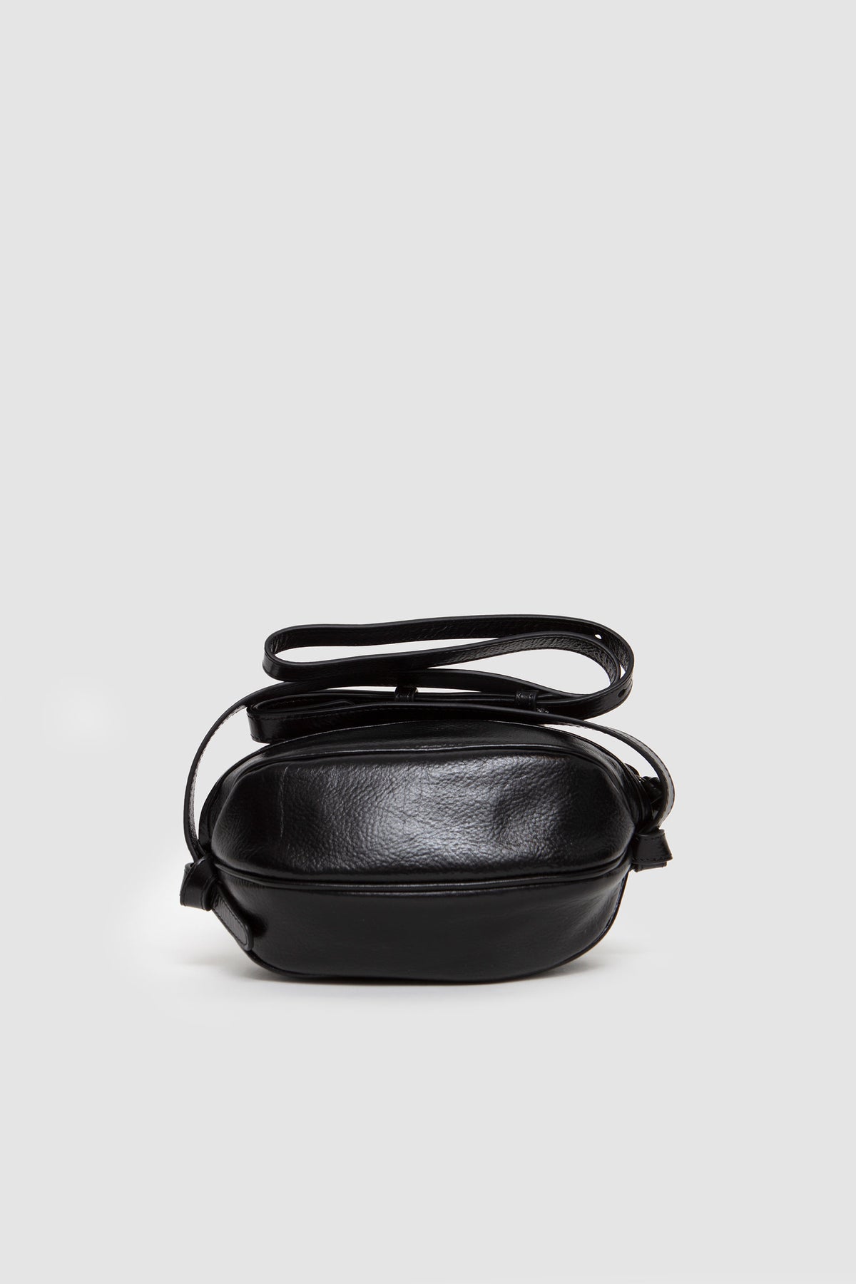 Boya Distressed Bag Black_1