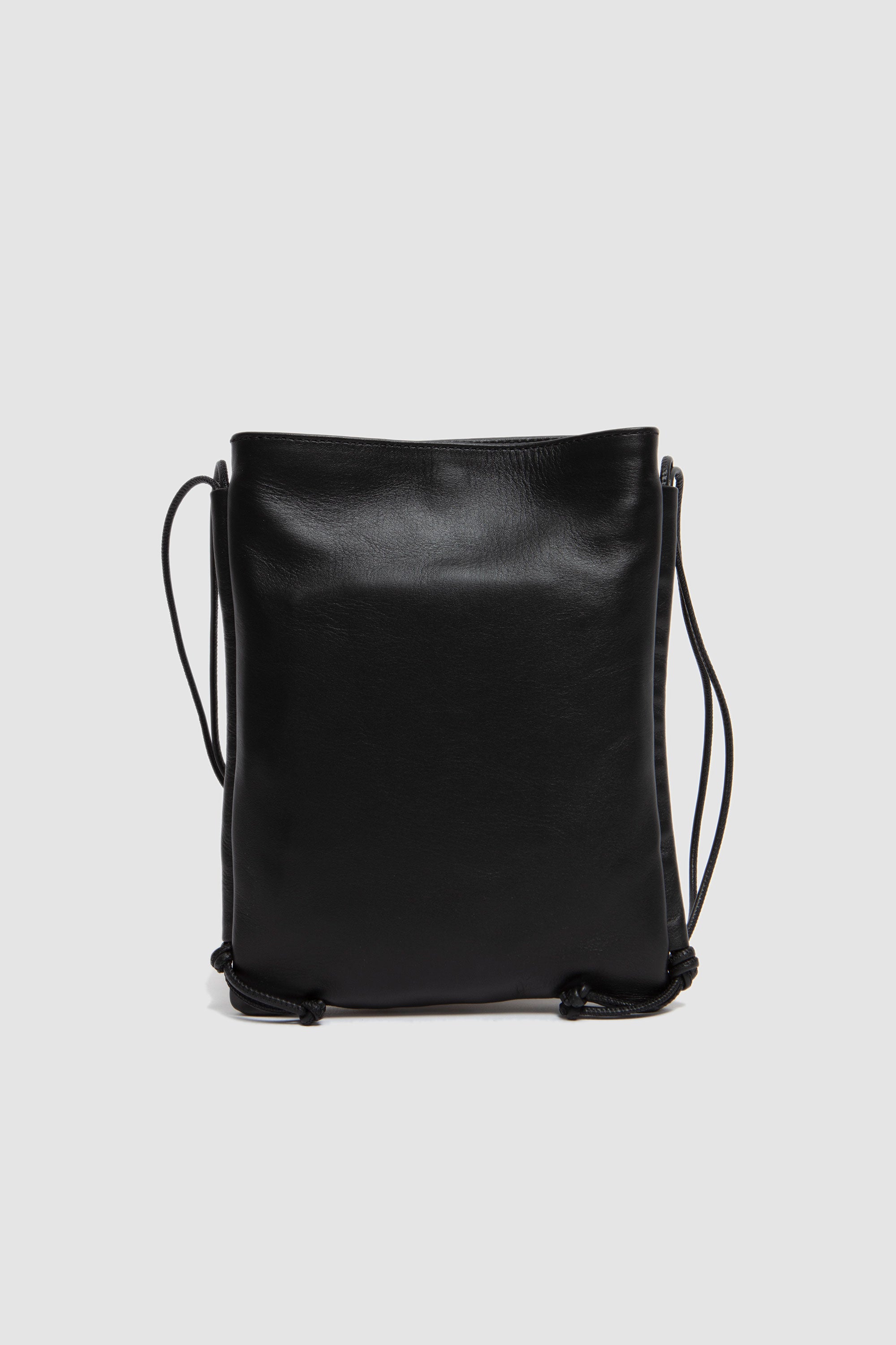 Trena Flat Square Crossbody Bag Black_4