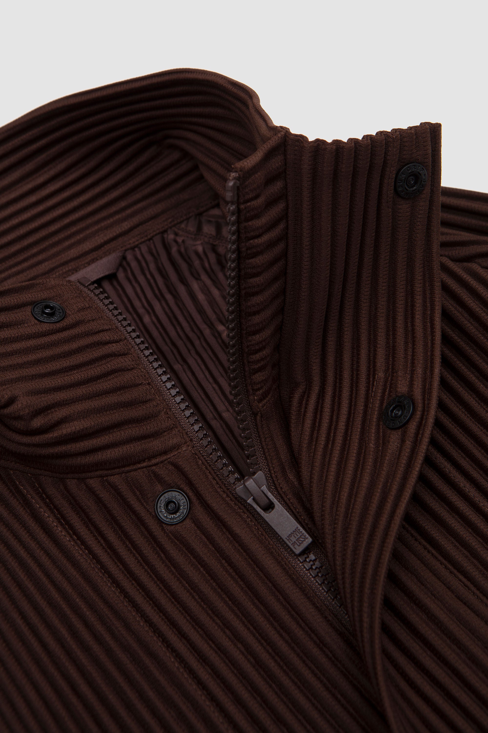 Tailored Pleats 1 Blouson Shadow Brown_2