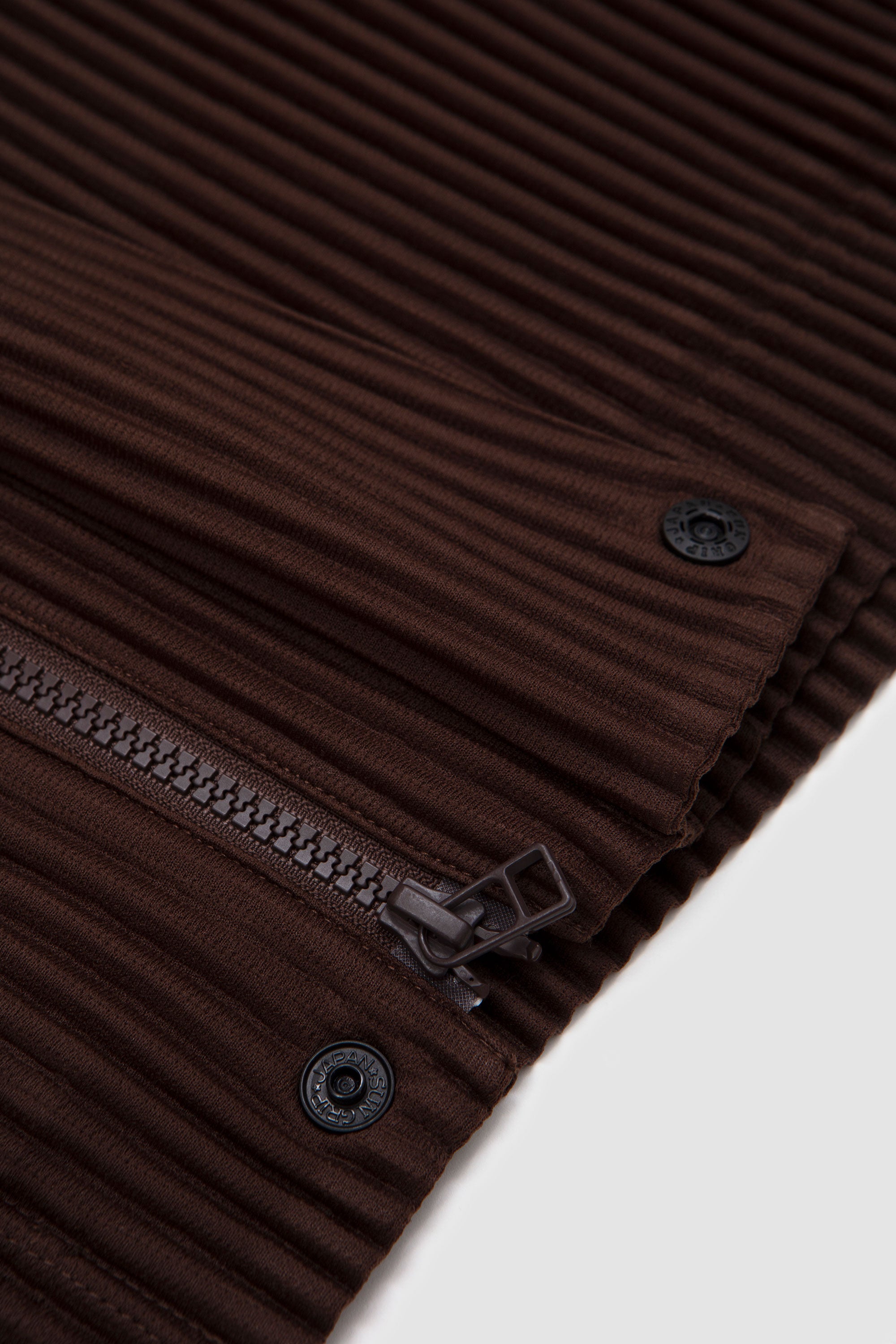 Tailored Pleats 1 Blouson Shadow Brown_3