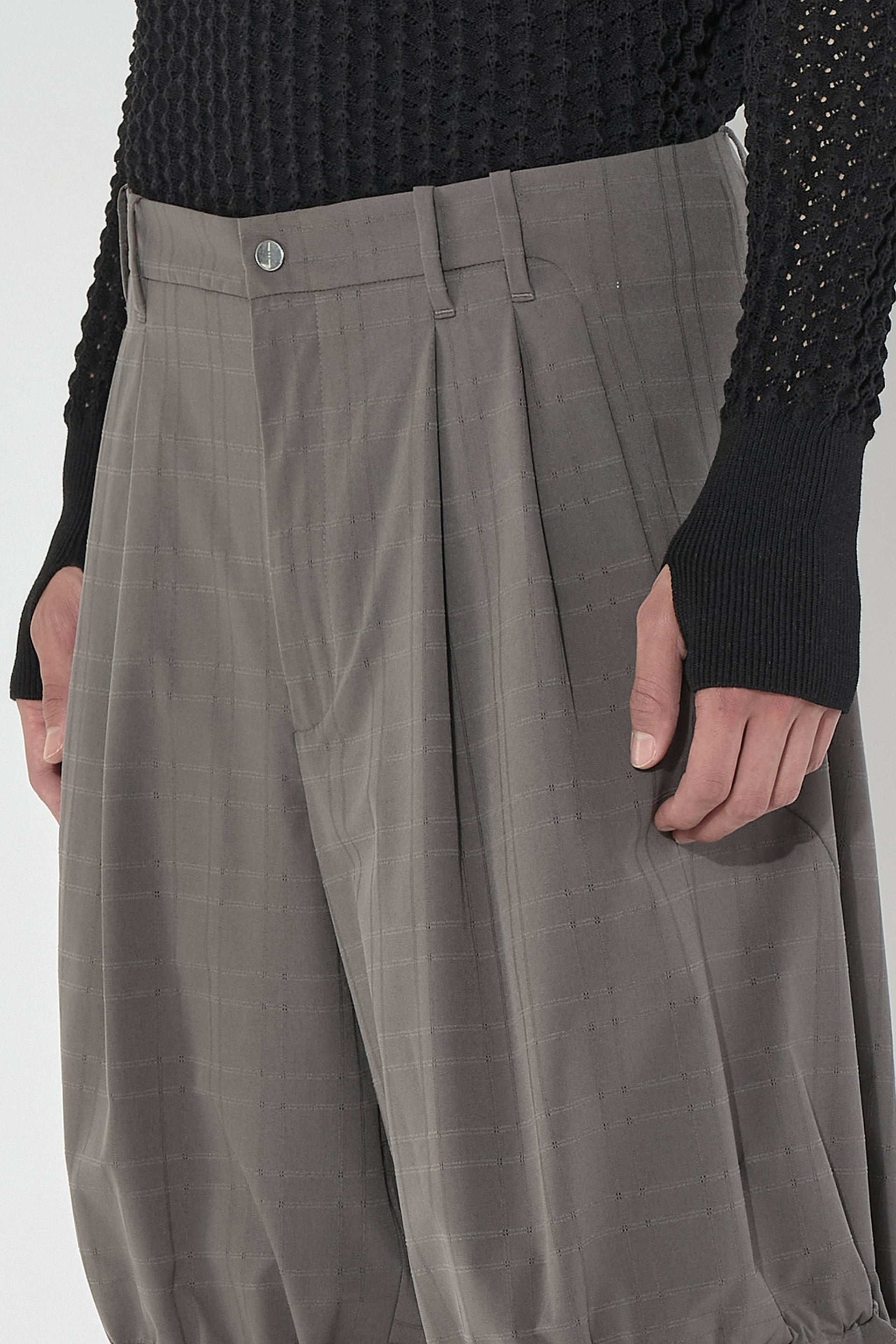 Mica Short Graphite_7