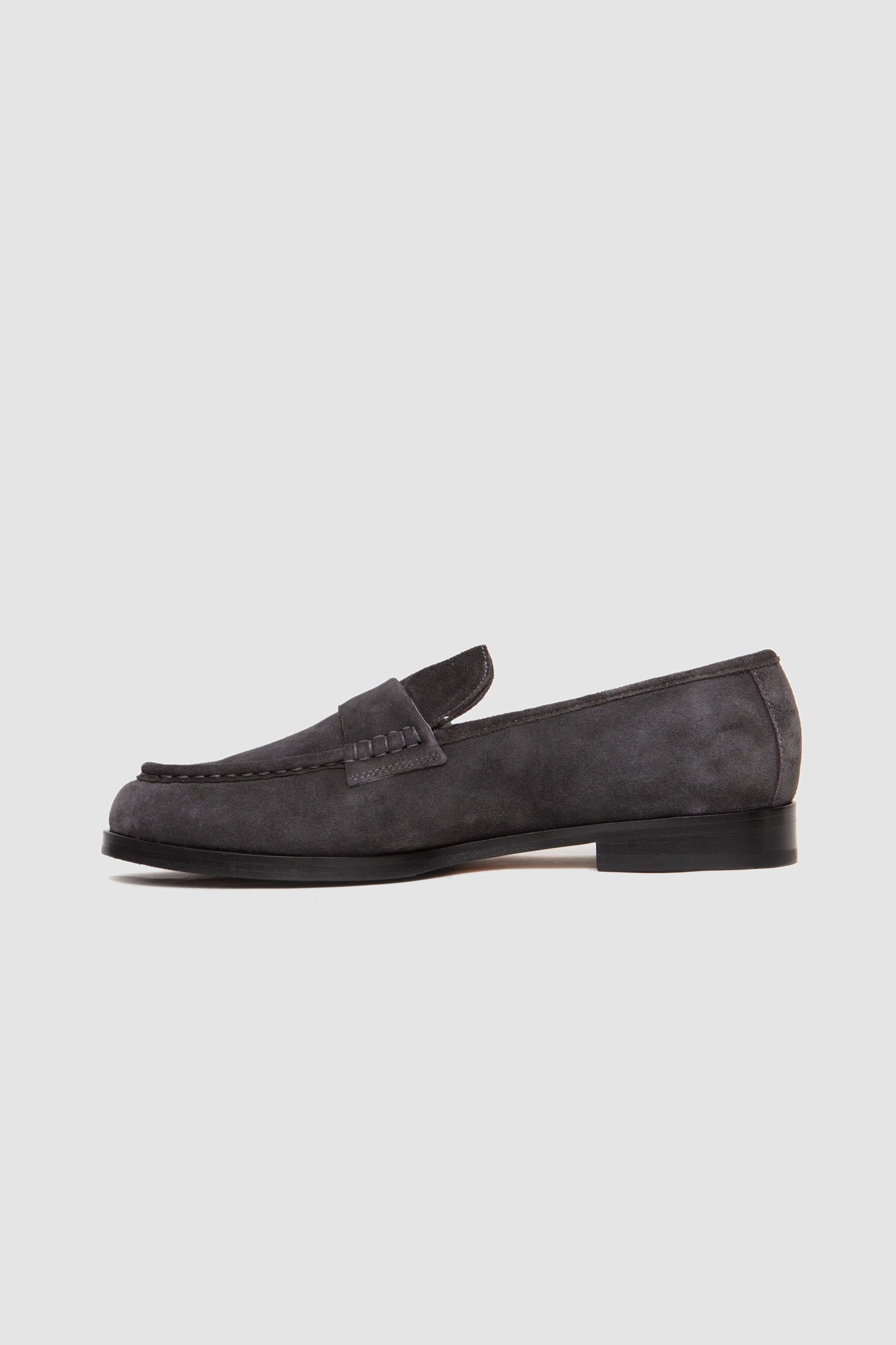 Moliere Grey_4