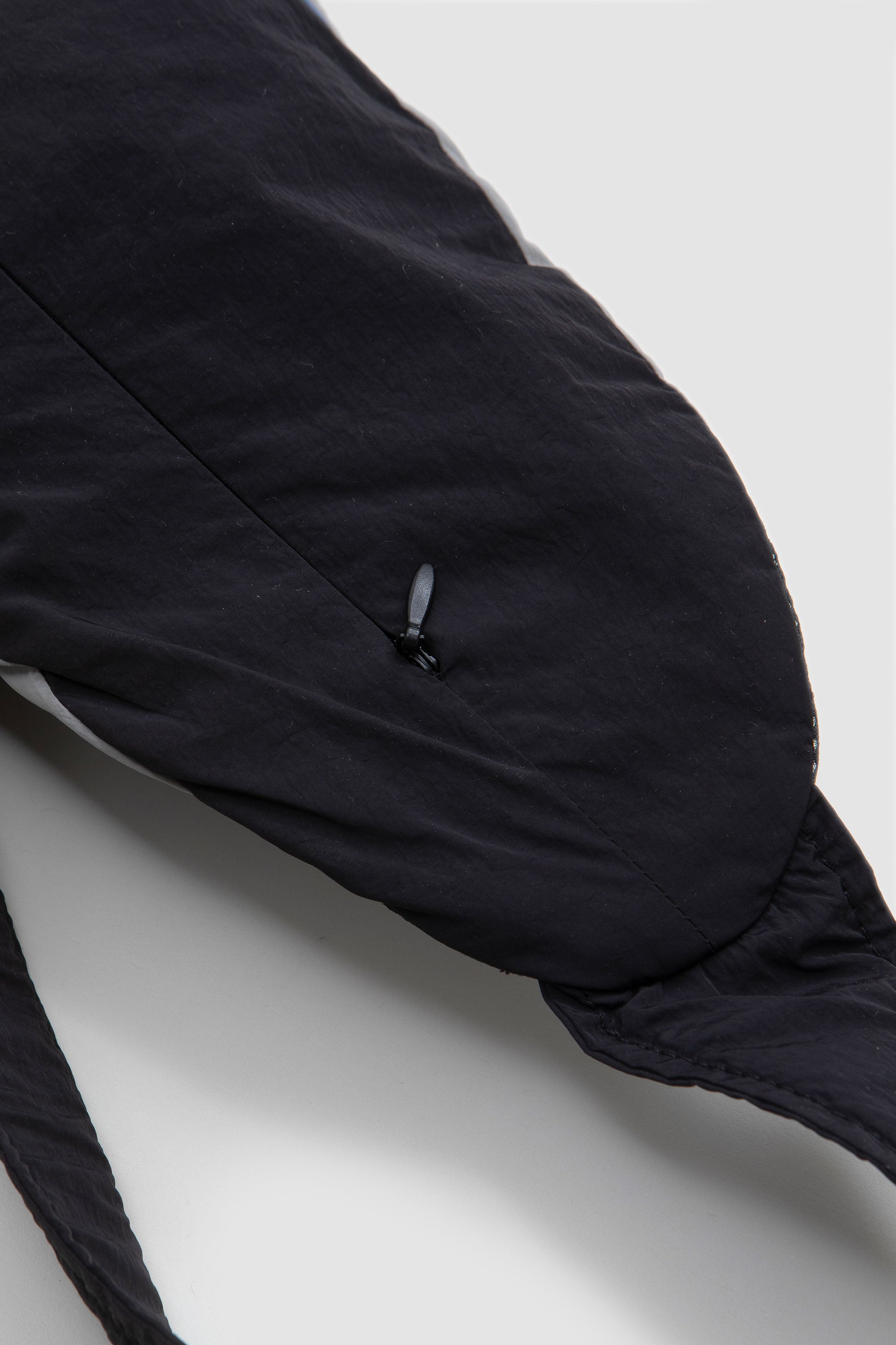 SPORTIVO [Minno bag shungite black]