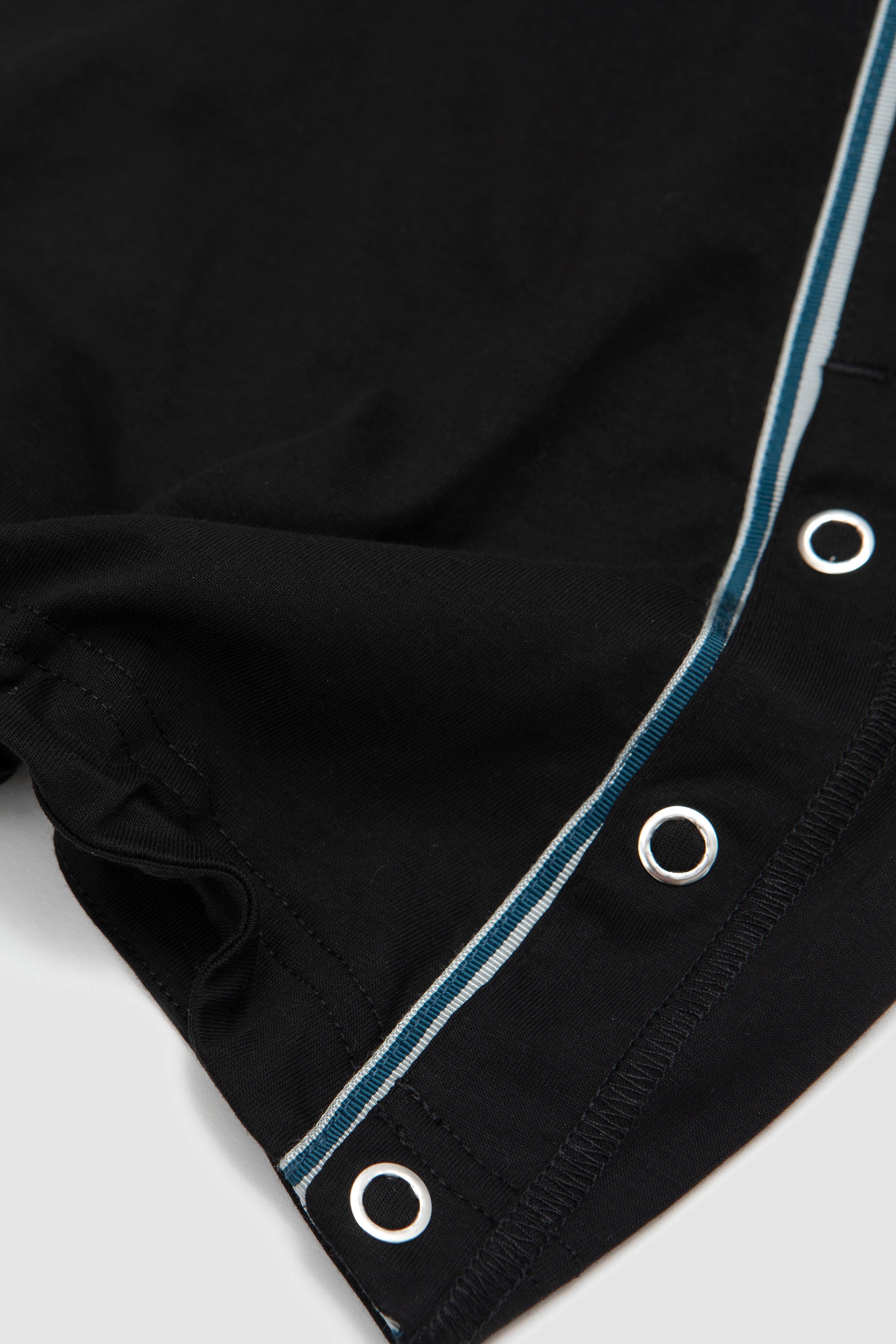 Alec K-Dart Gaiter Black