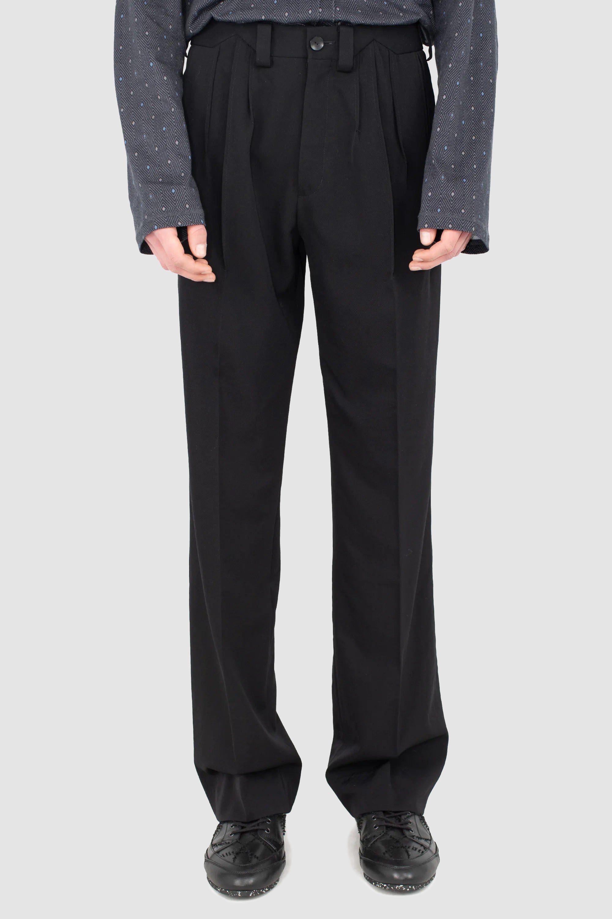 Csomor Trouser Deep Black_4