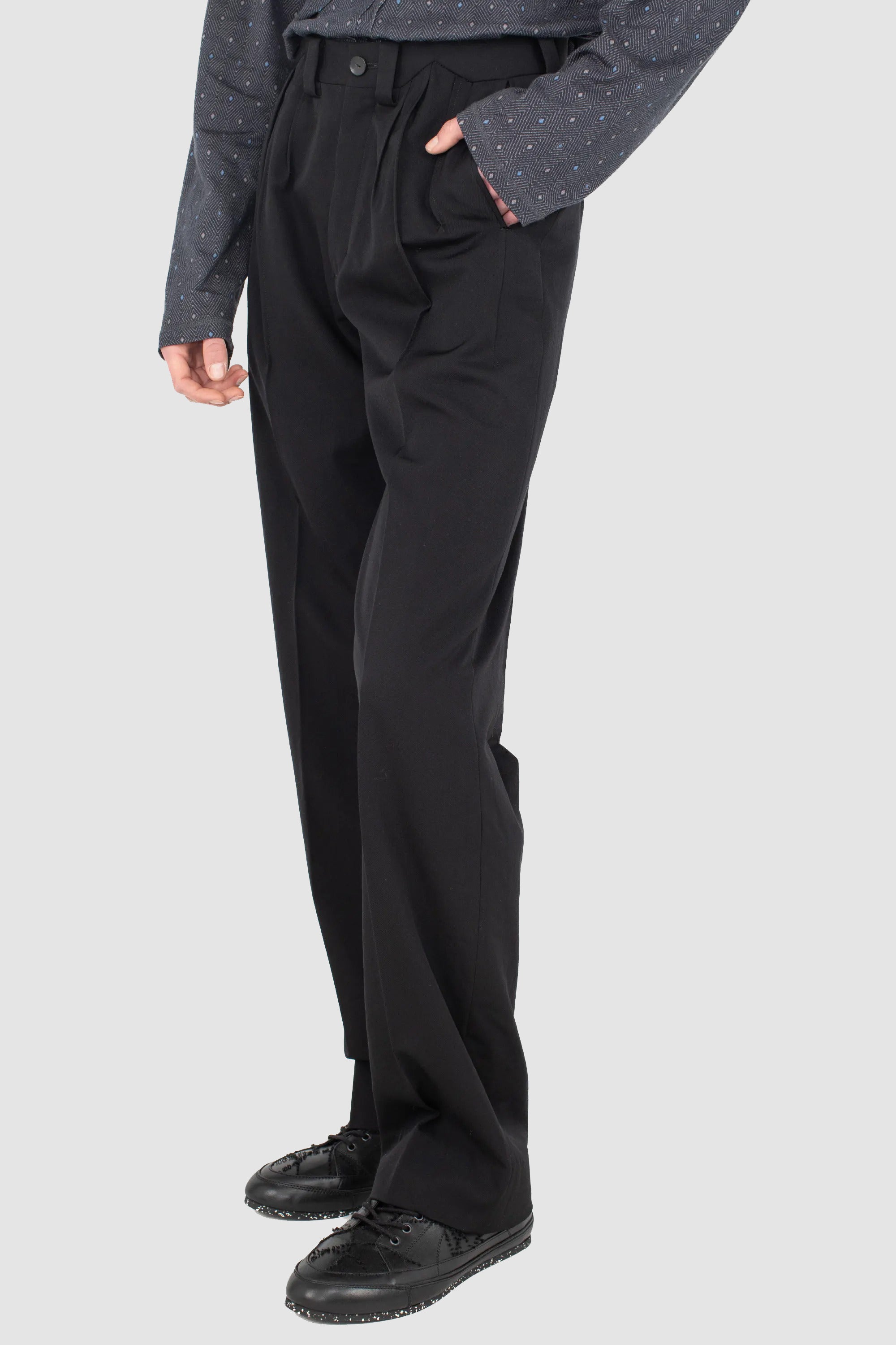 Csomor Trouser Deep Black_5