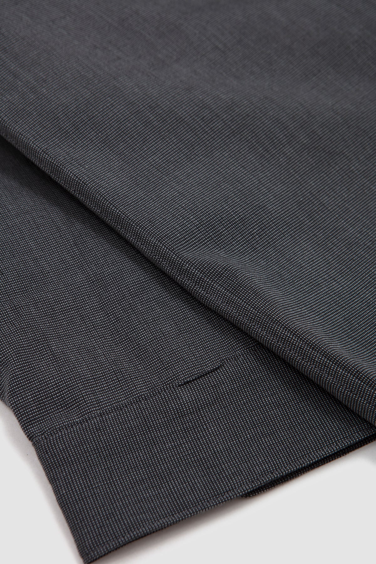 Cover Button Down Coal_3