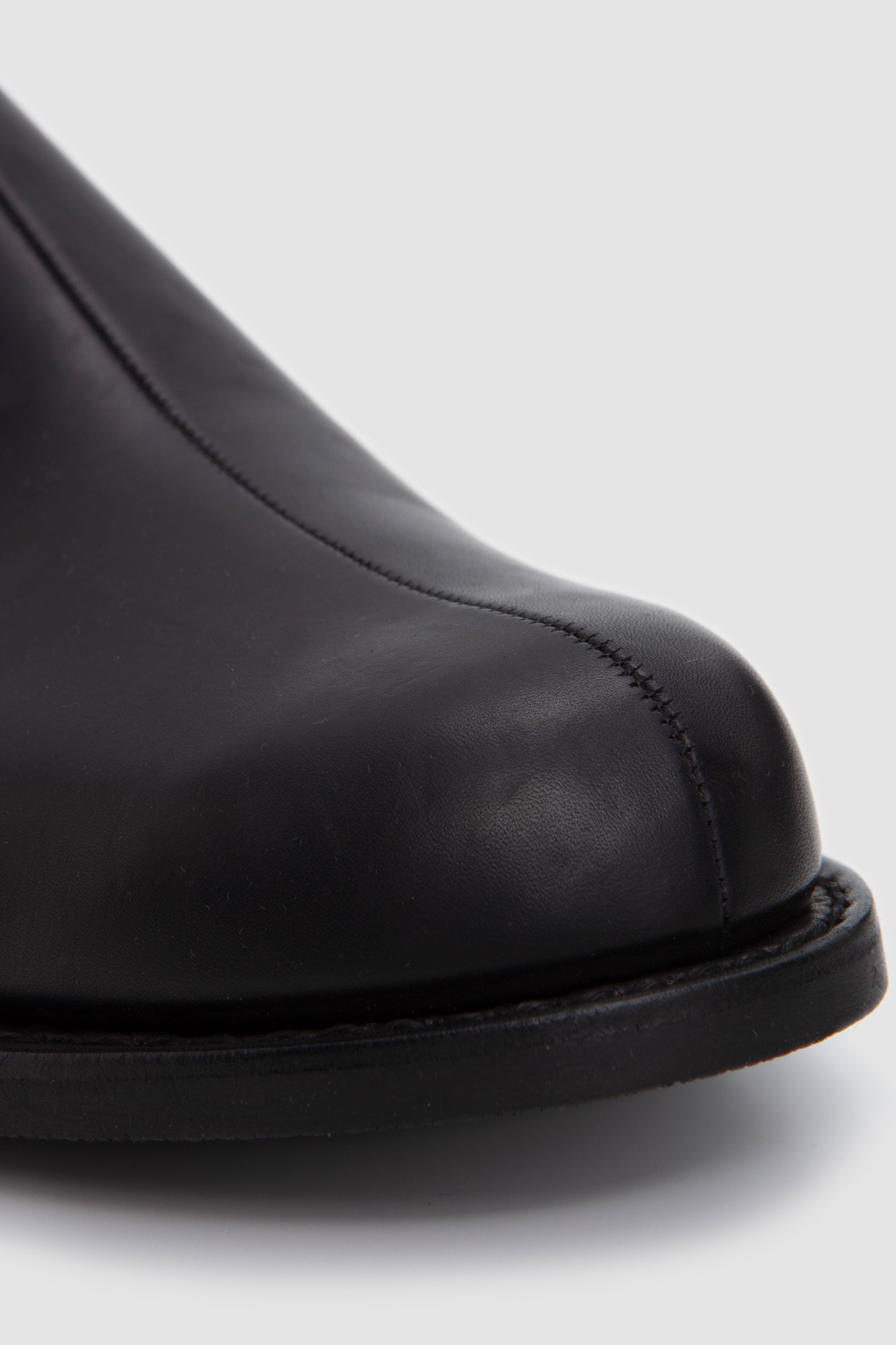 X Phigvel Split Seam Shoe Black_8