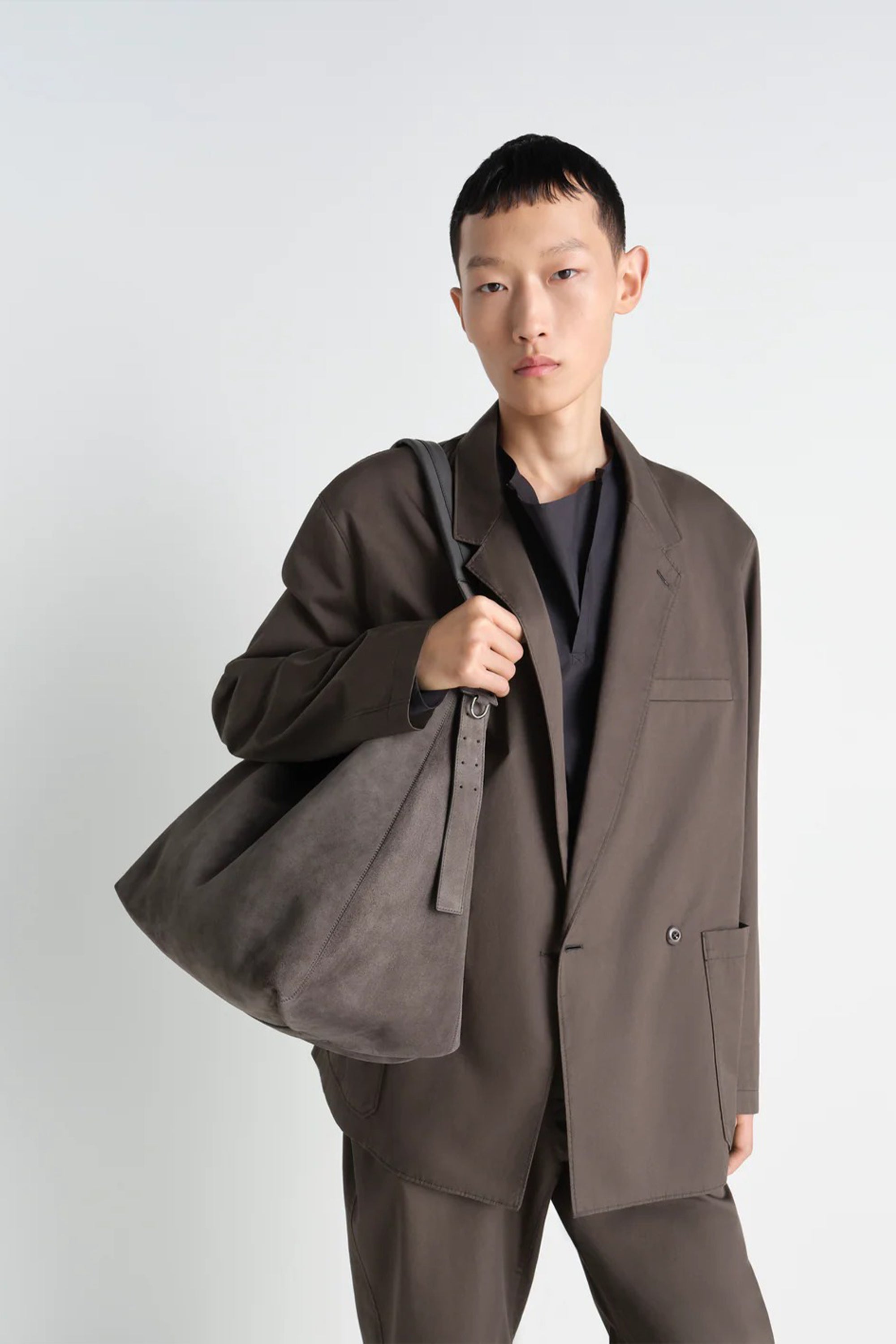 Belted Hobo Bag In Suede Leather Mink_4