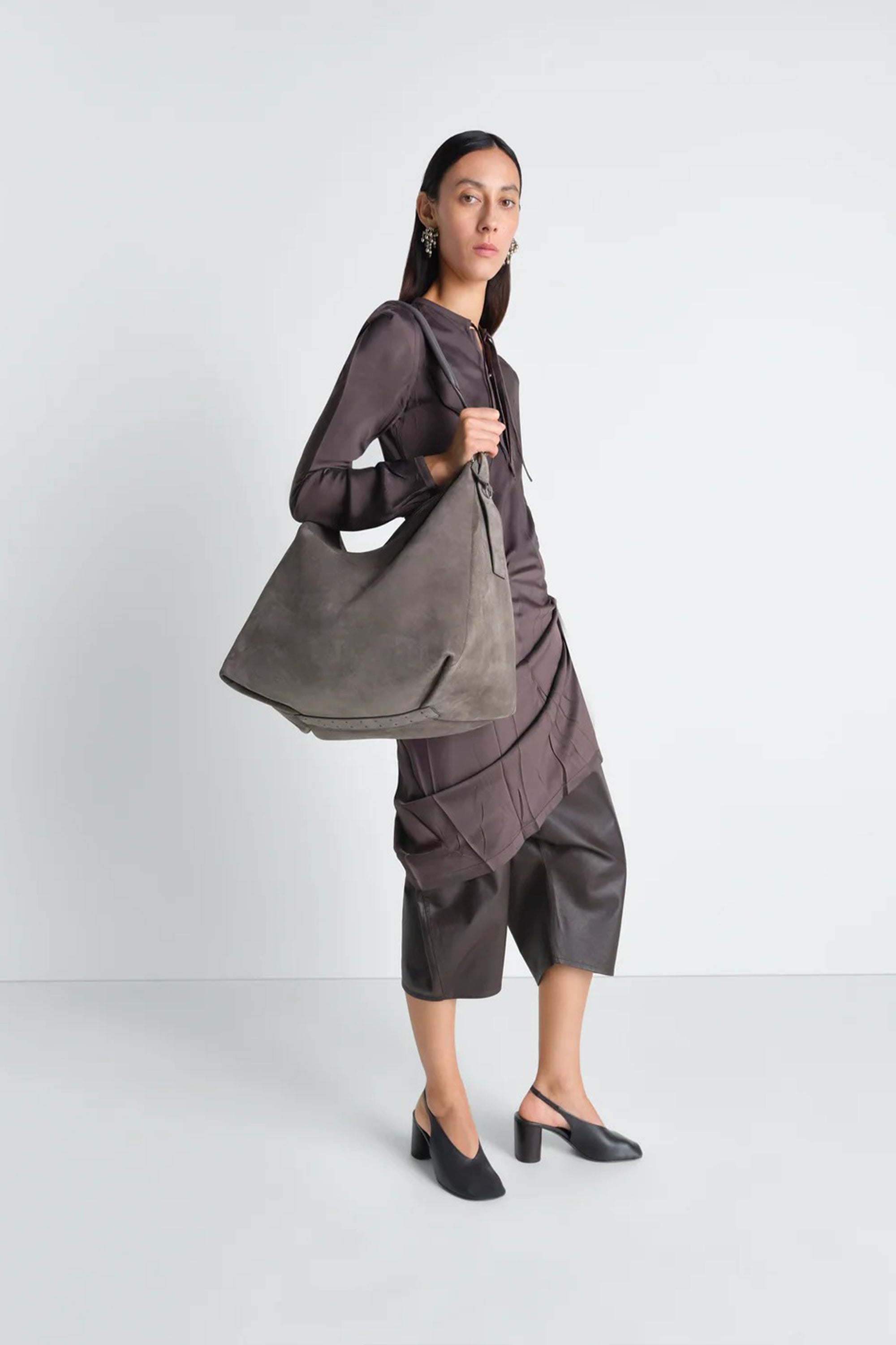 Belted Hobo Bag In Suede Leather Mink_5