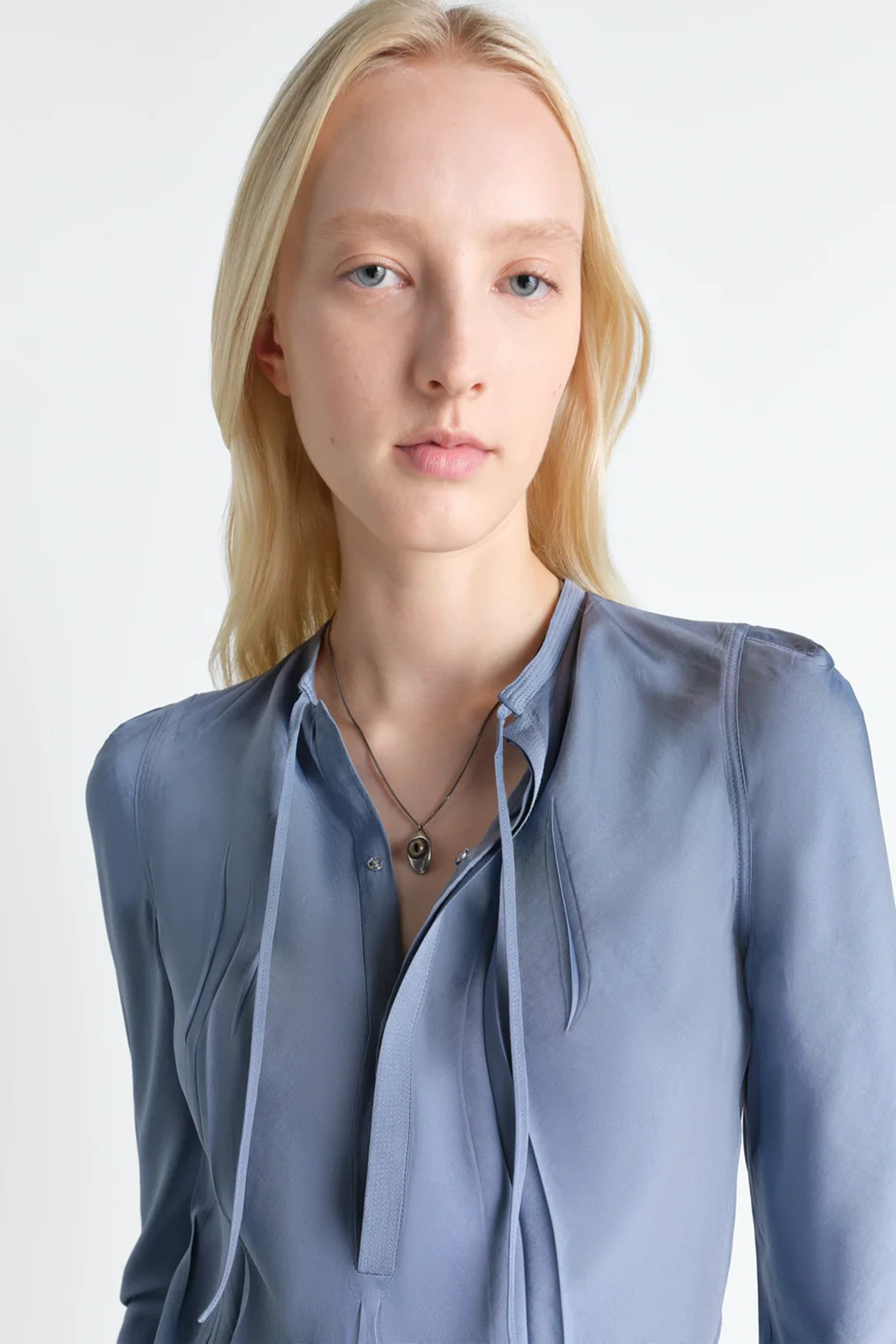 Cat Eye Pendant Necklace Light Chestnut