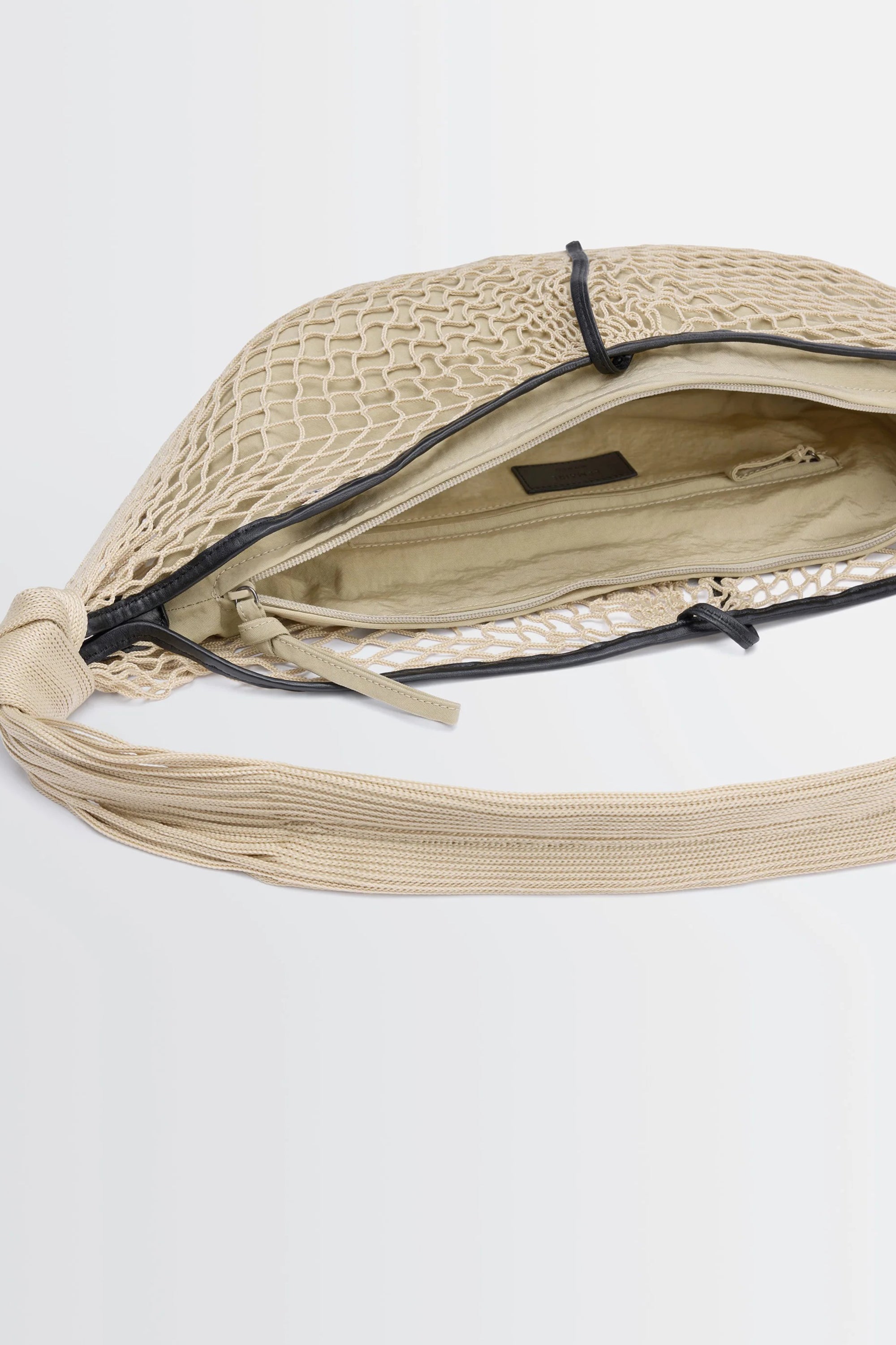 SPORTIVO [Croissant filt bag light beige]
