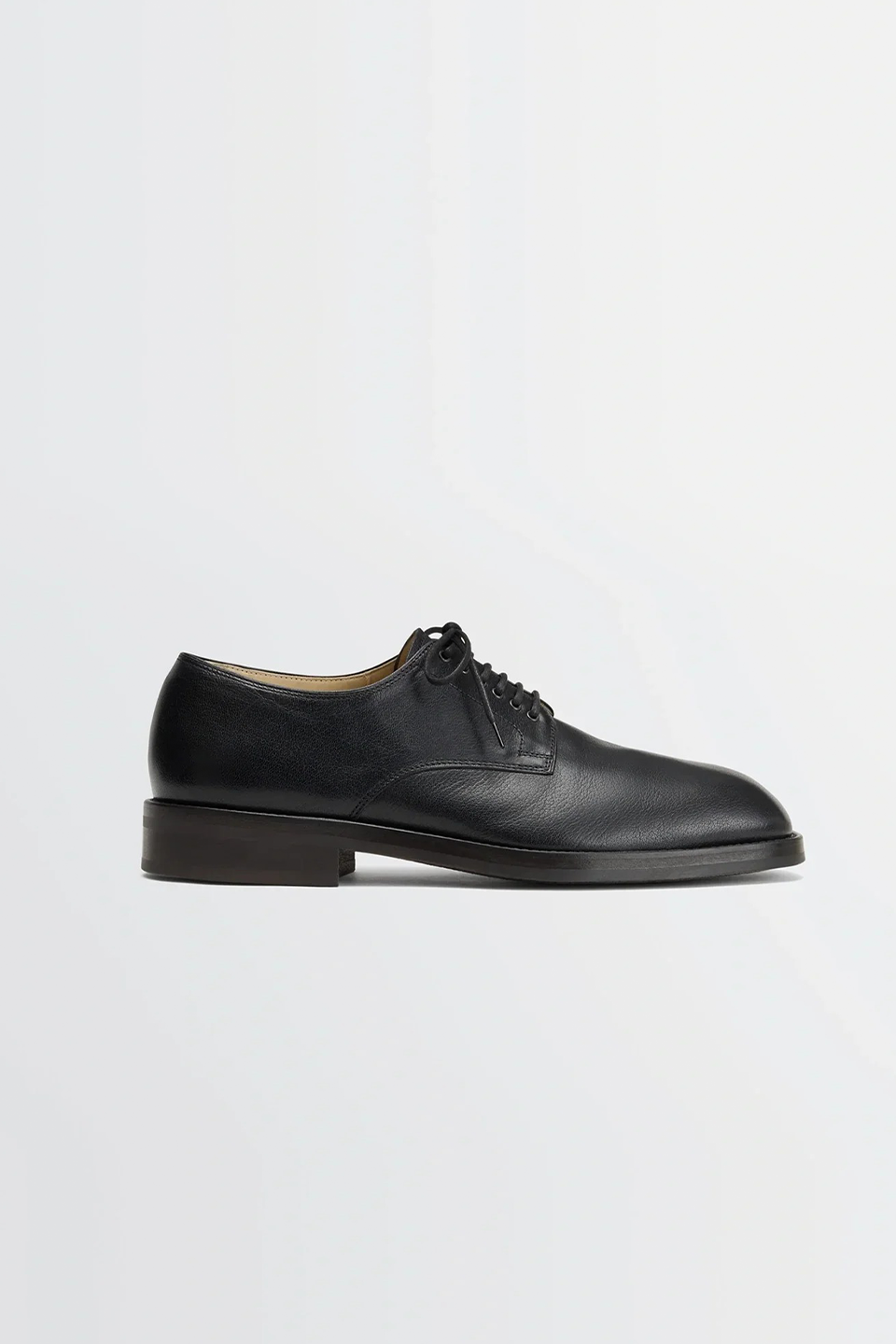 Derbies Black