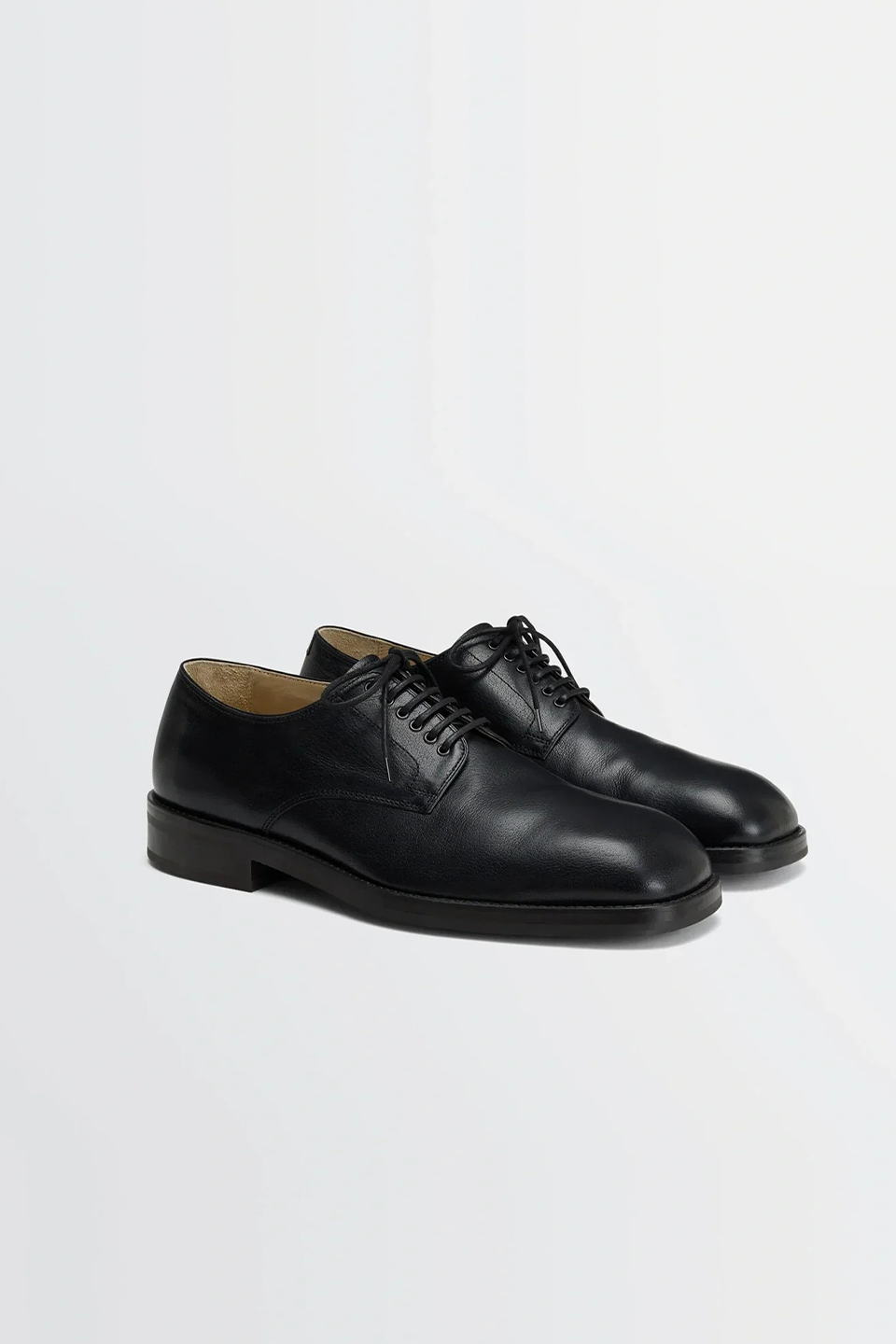 Derbies Black