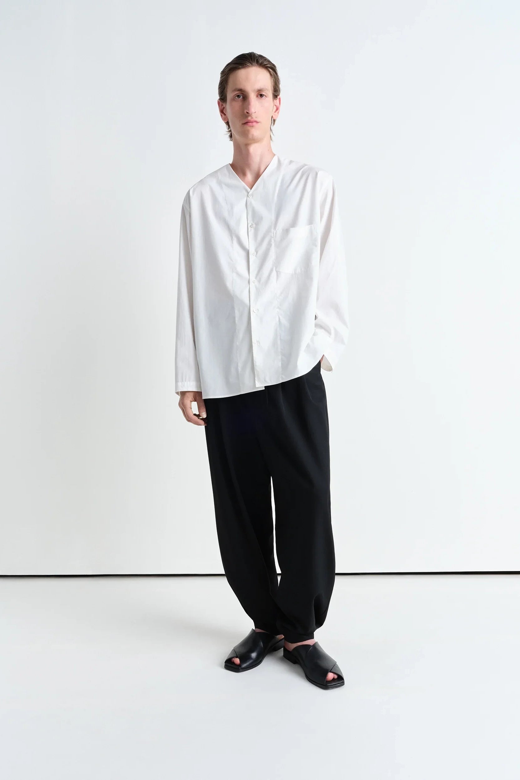 パンツ Supreme Pleated Trouser black 36 Stussy Twill Volume Pleated Trouser - Black – Goodhood