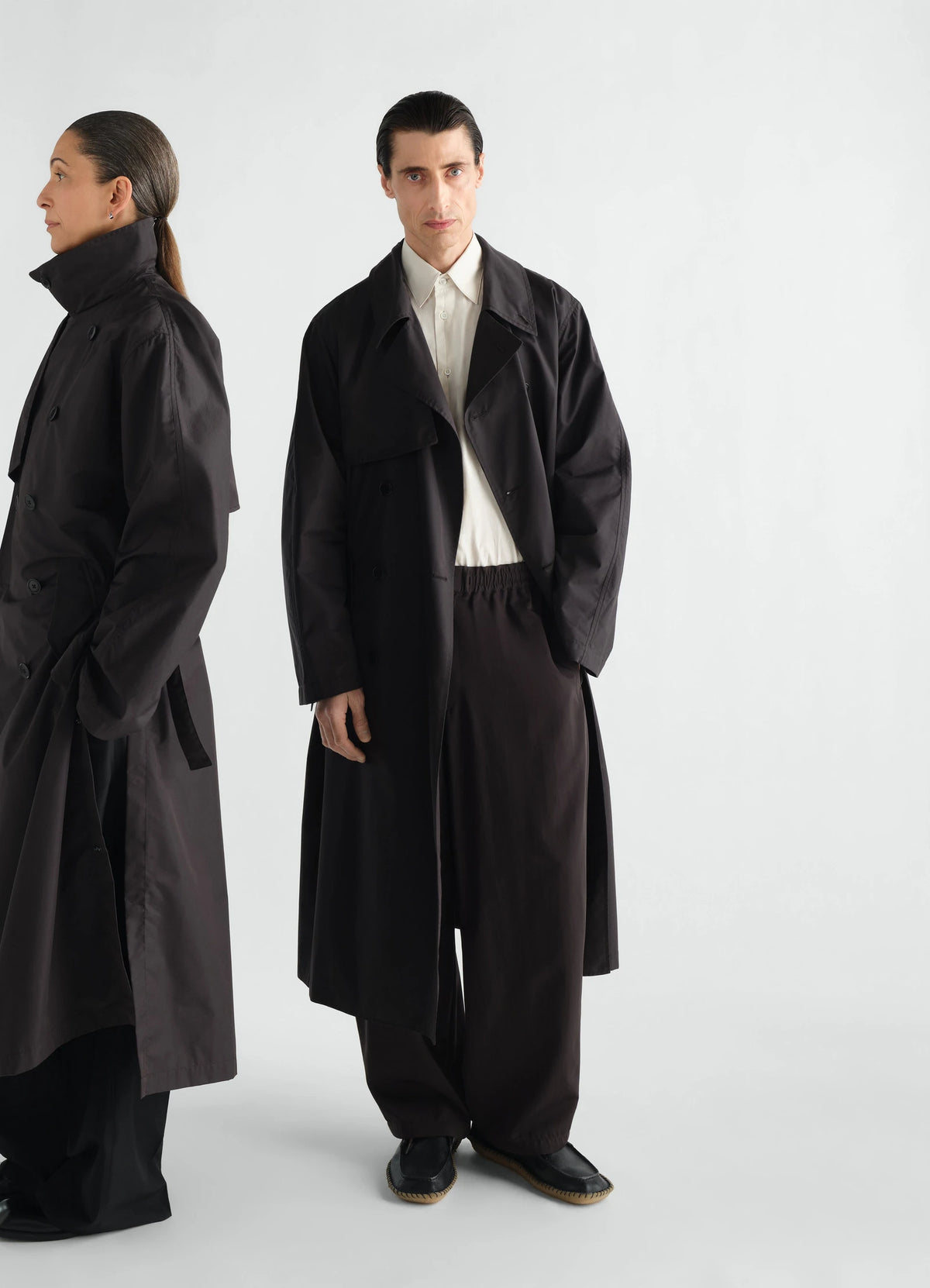 Light Trench Coat Licorice
