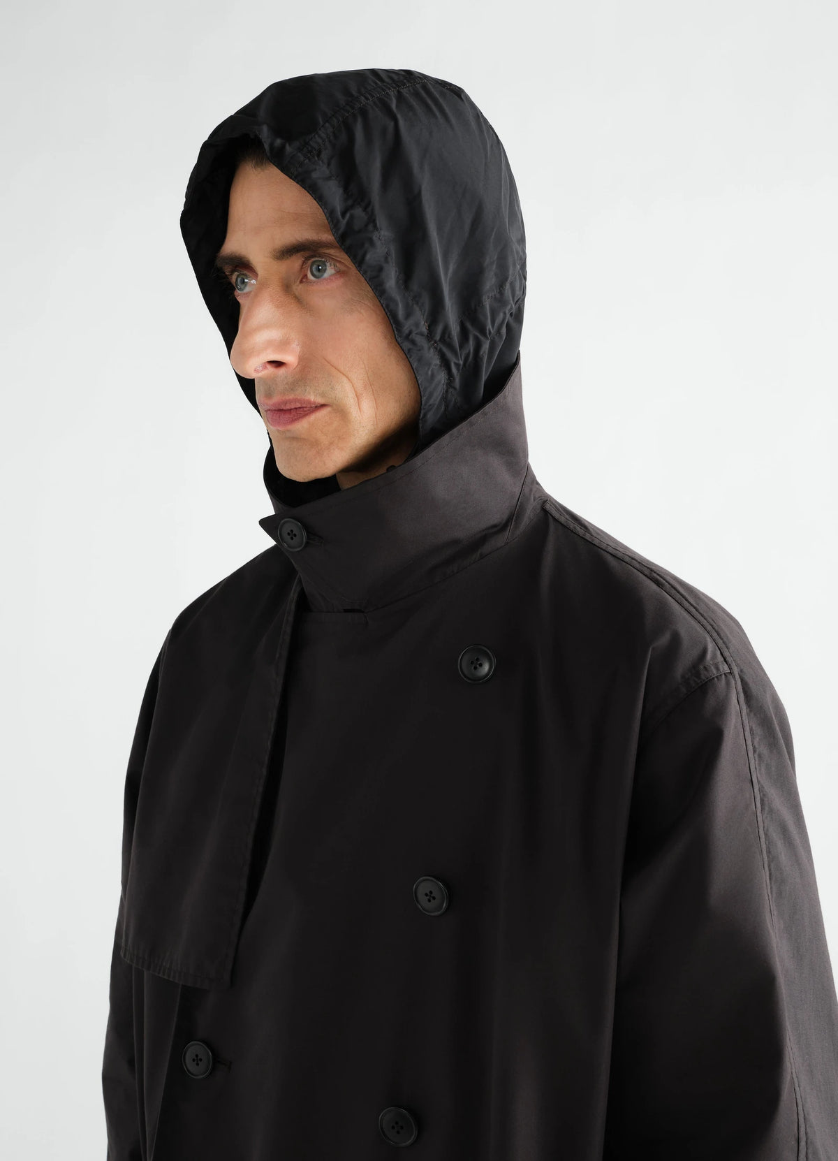 Light Trench Coat Licorice_4