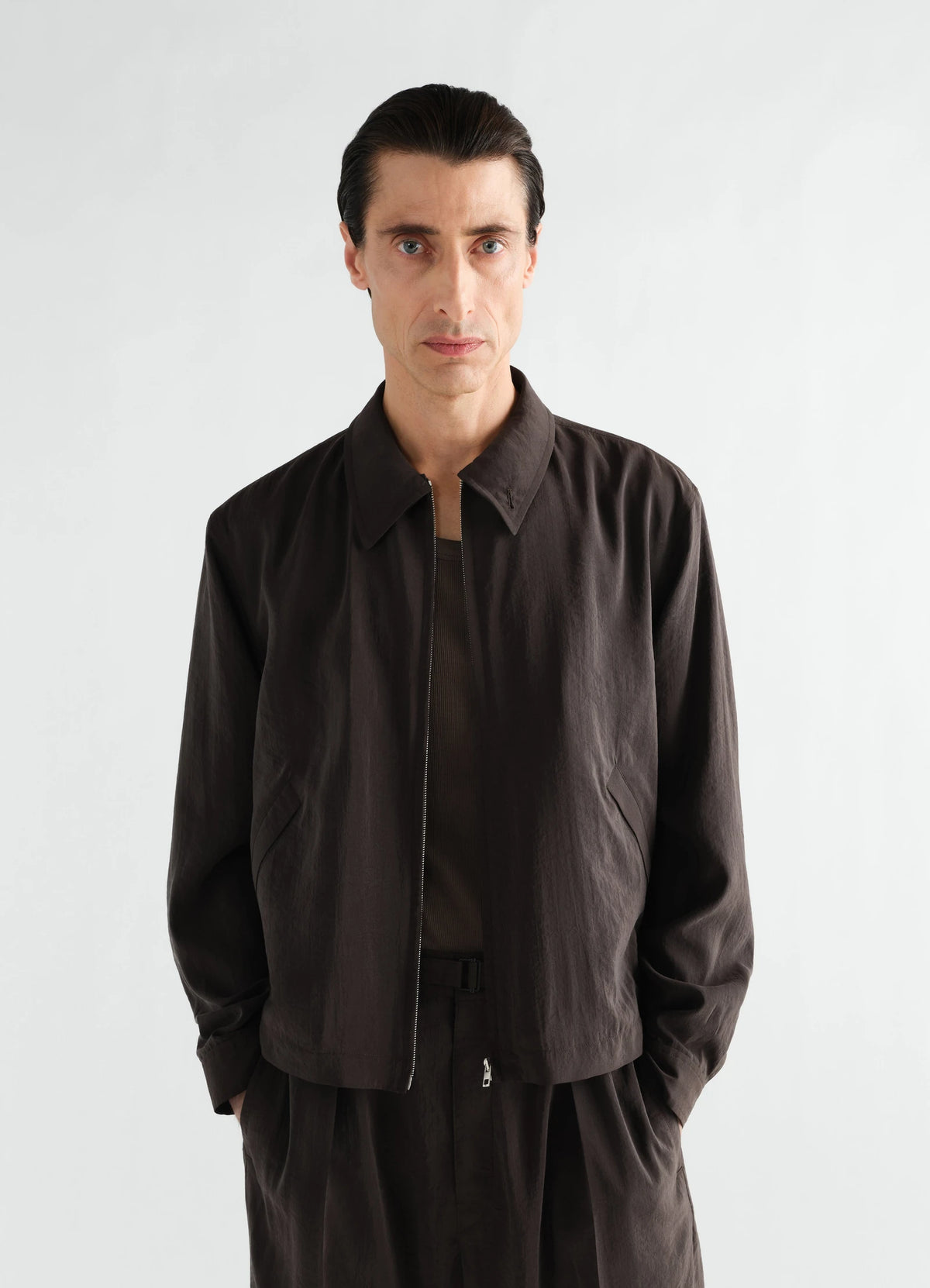 Light Zipped Blouson Licorice_1