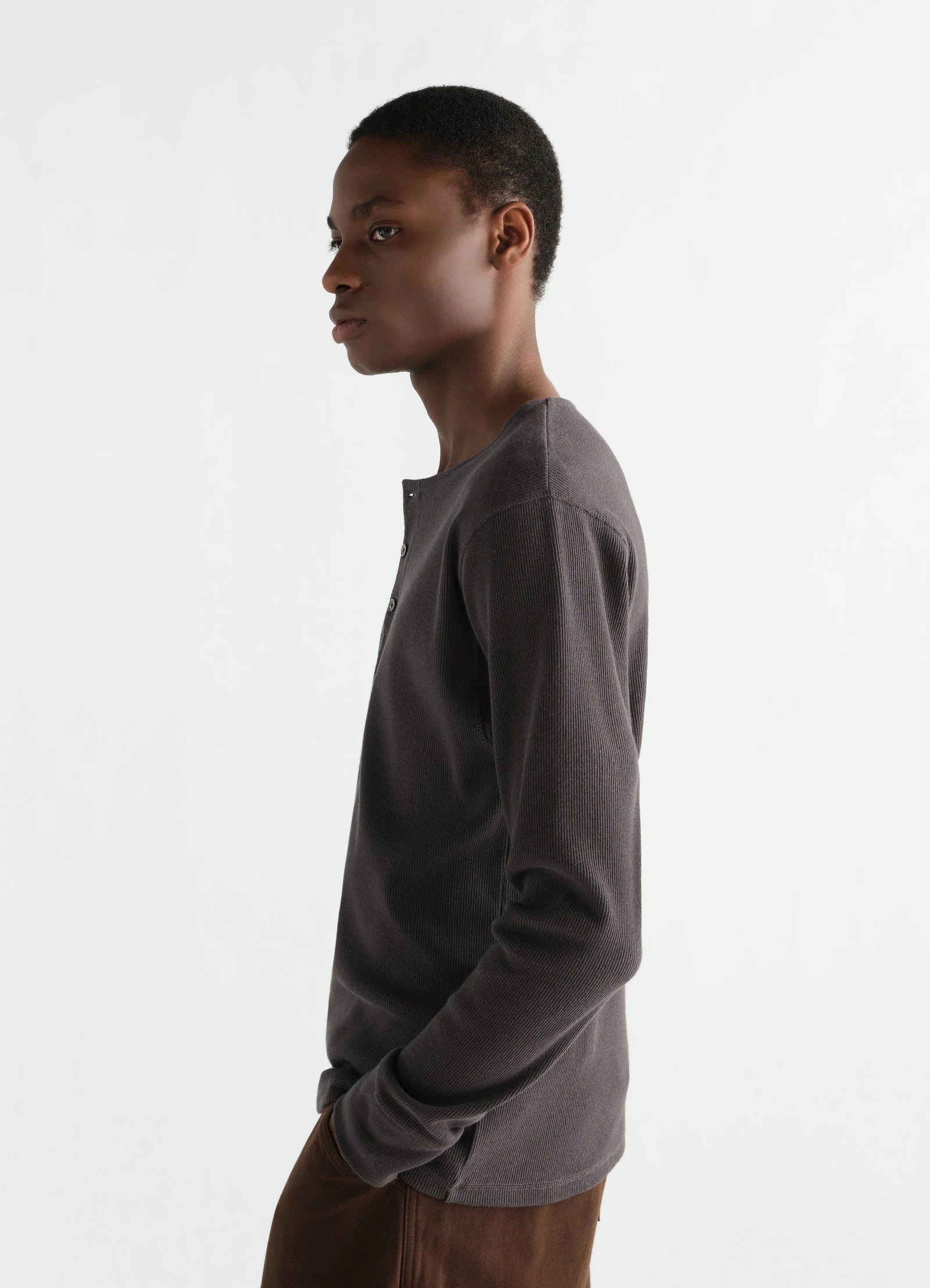 Long Sleeve Henley Basalt_3