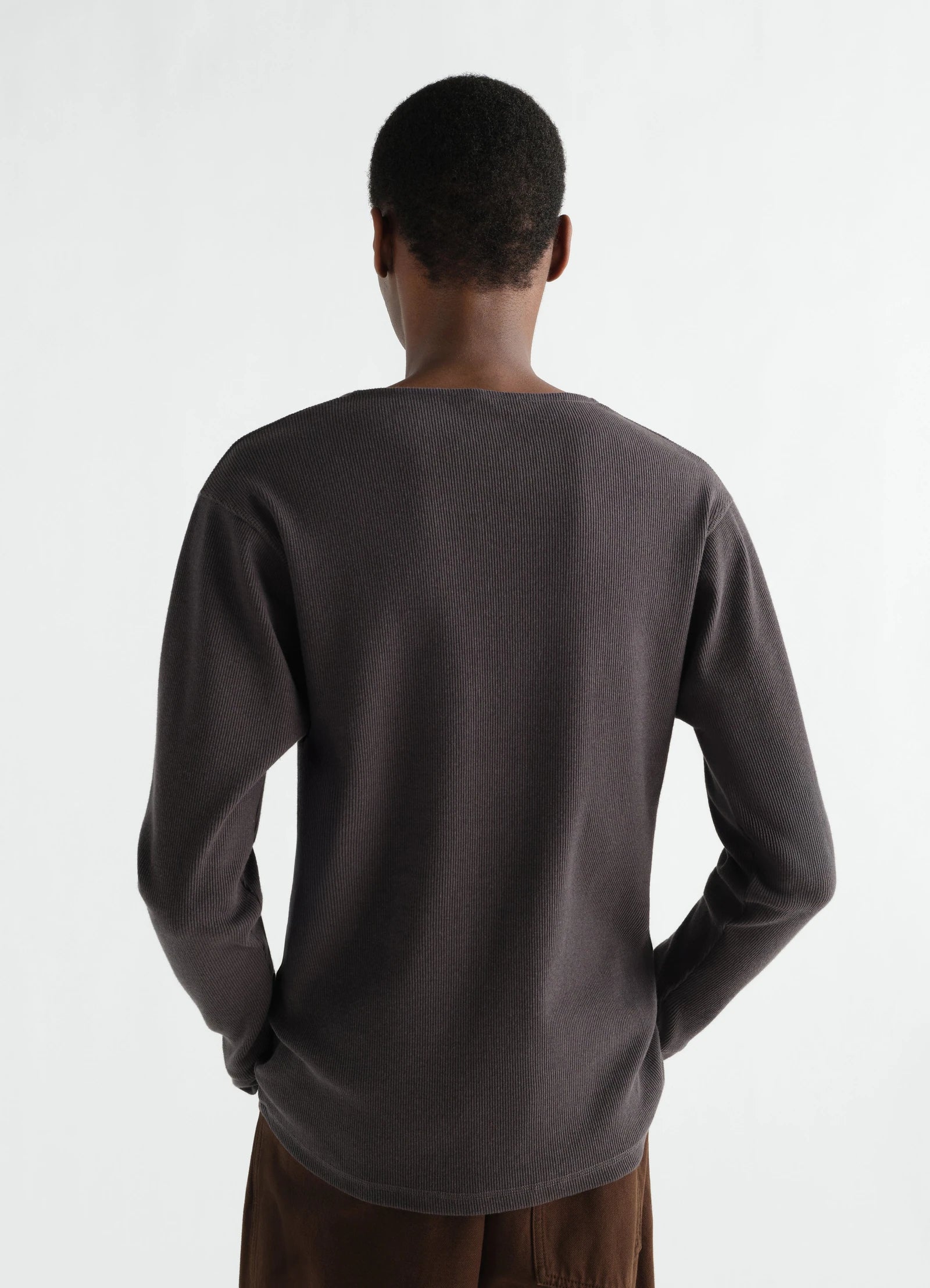 Long Sleeve Henley Basalt_5