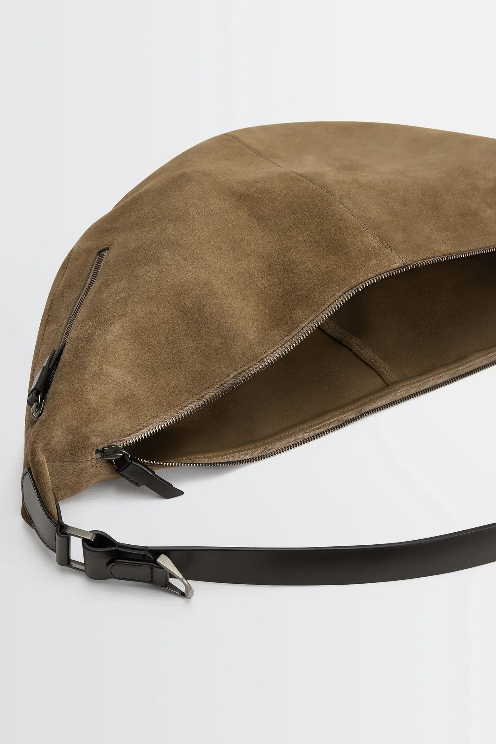 Quiver Clip Bag Pebble_4