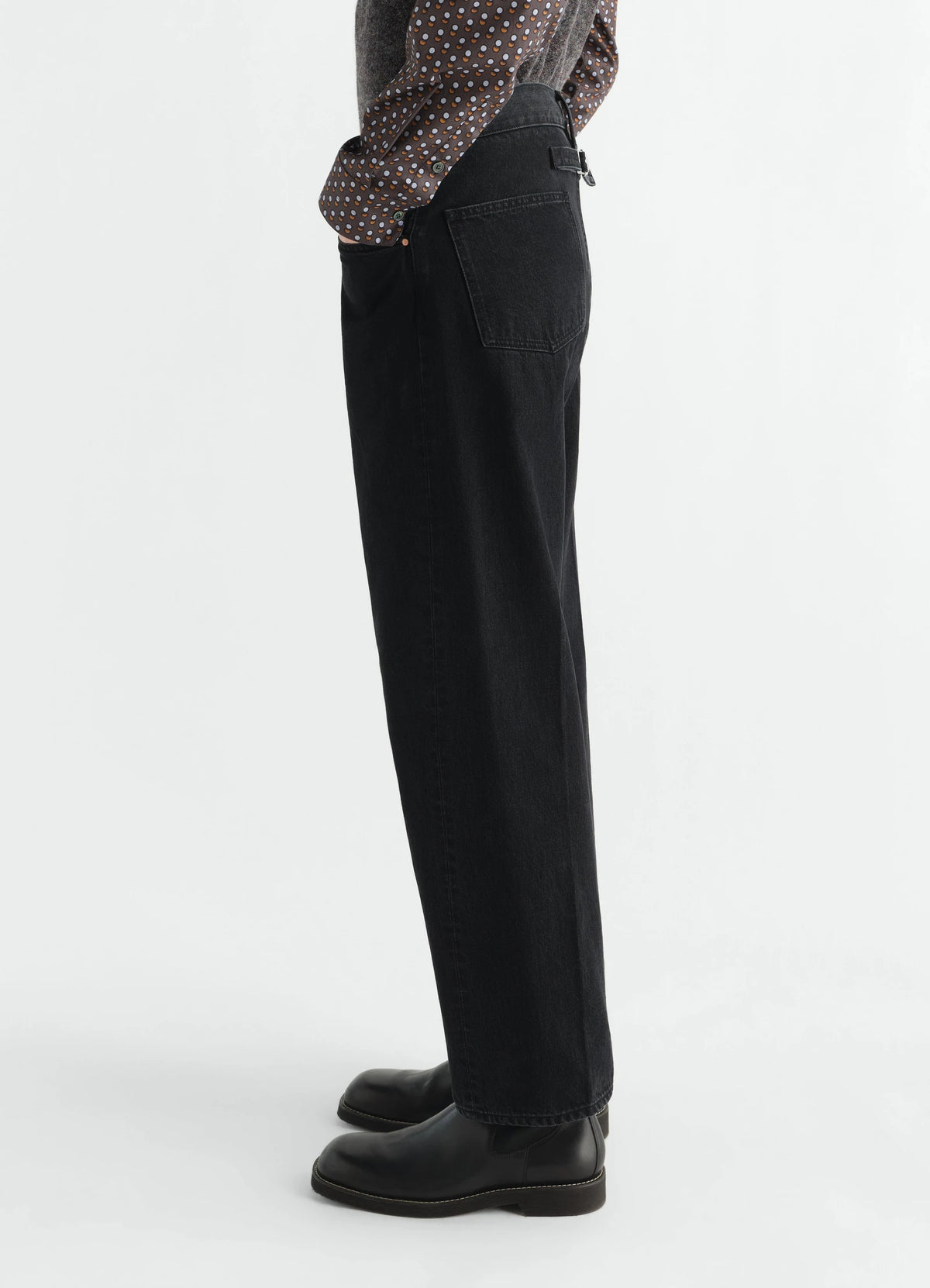 Straight Leg 5 Pockets Black_3