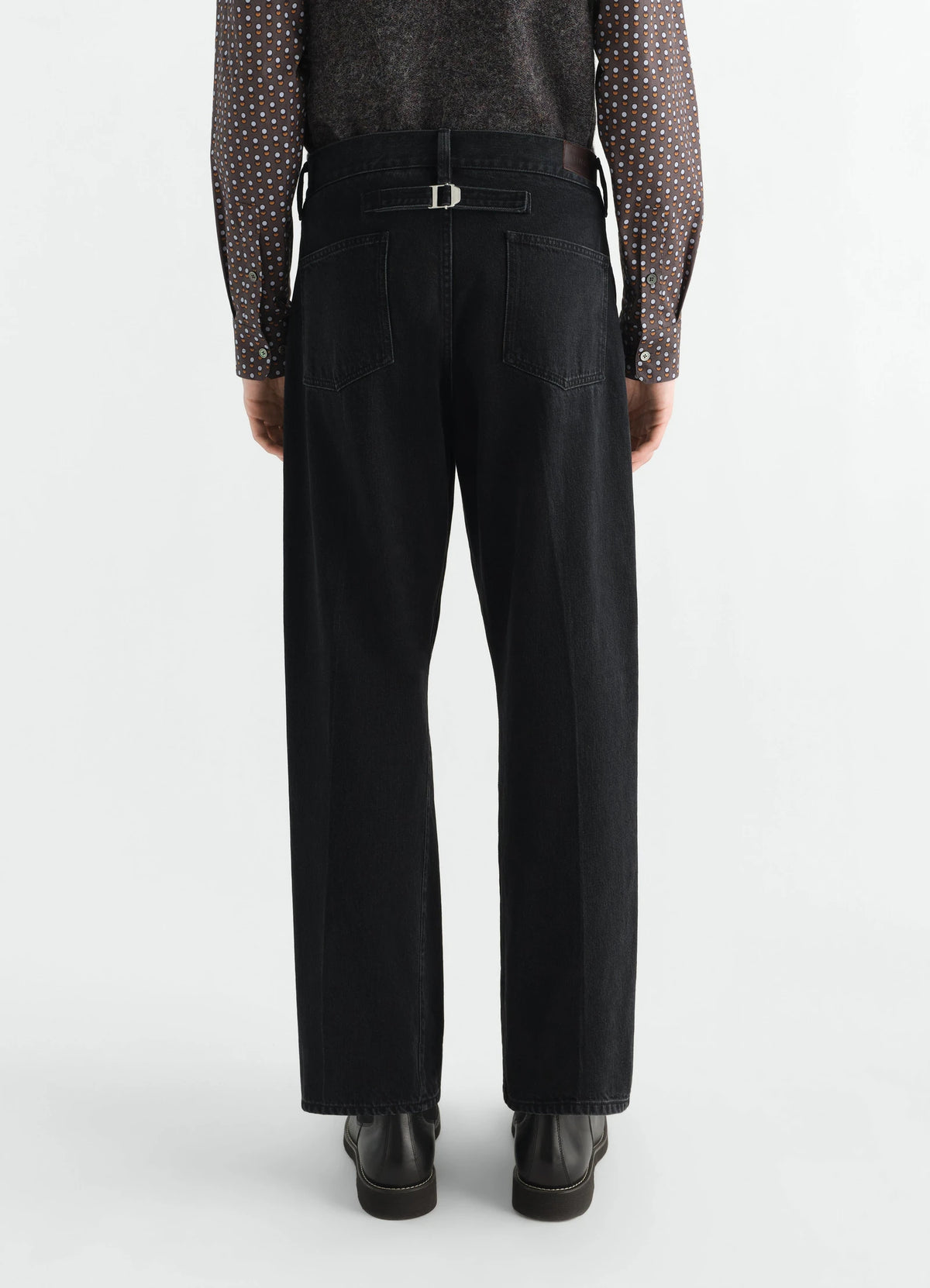 Straight Leg 5 Pockets Black_4
