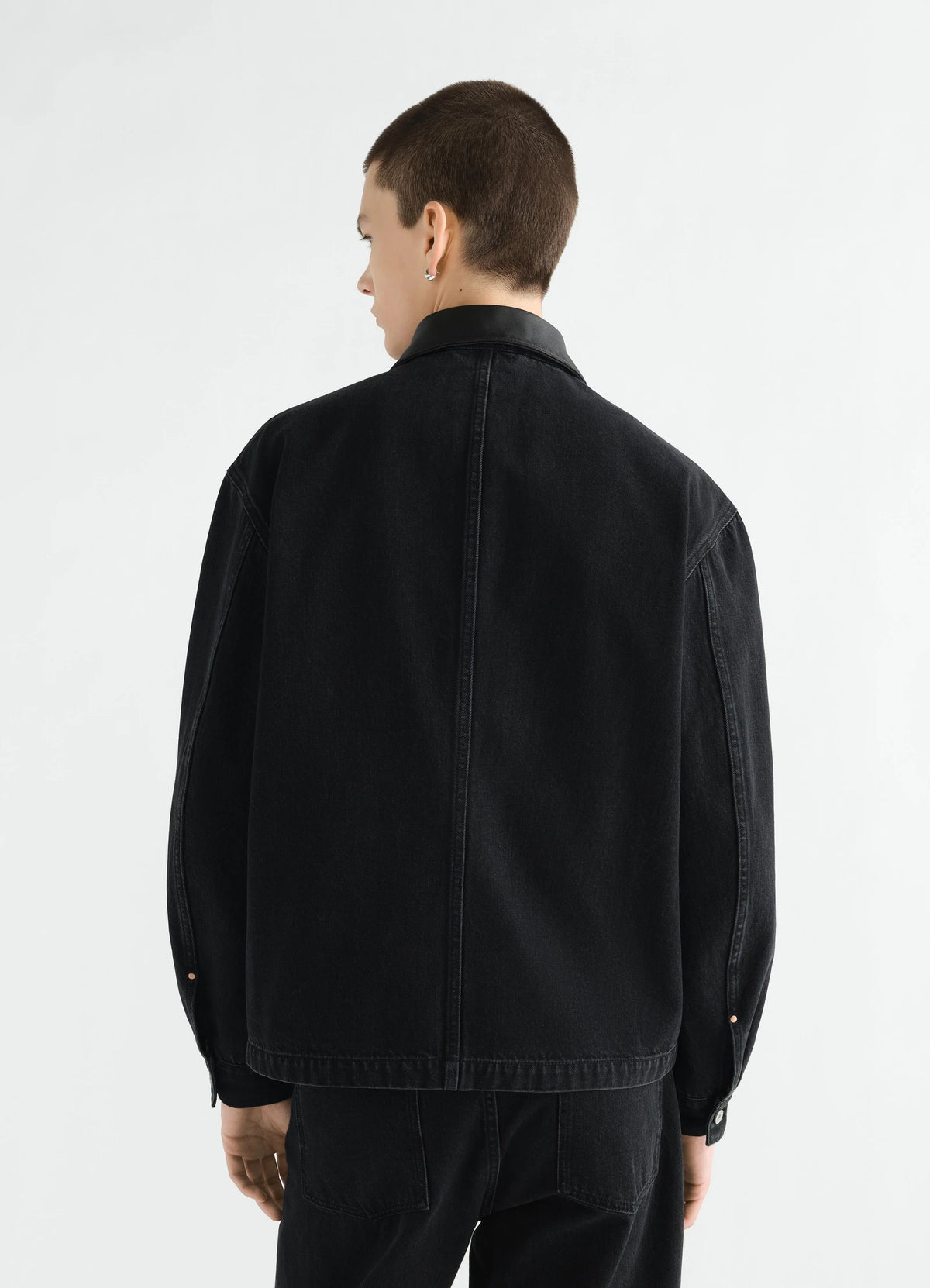 Workwear Overshirt With Leather Collar Black_5
