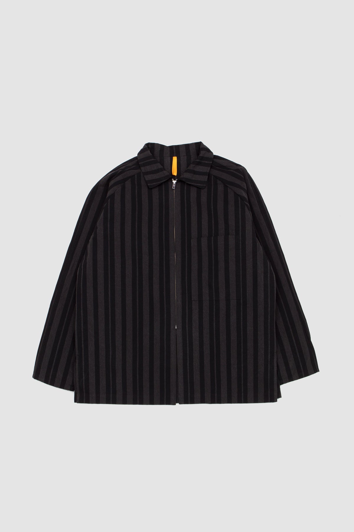 R21S3 New Shell Grey Theatre Wax