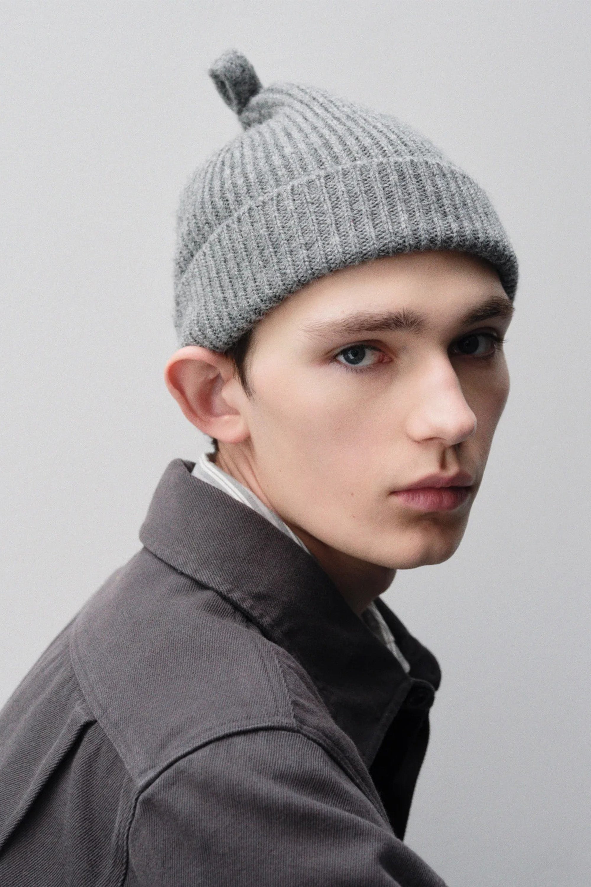 Simple Ribbed Beanie British Wool School Grey