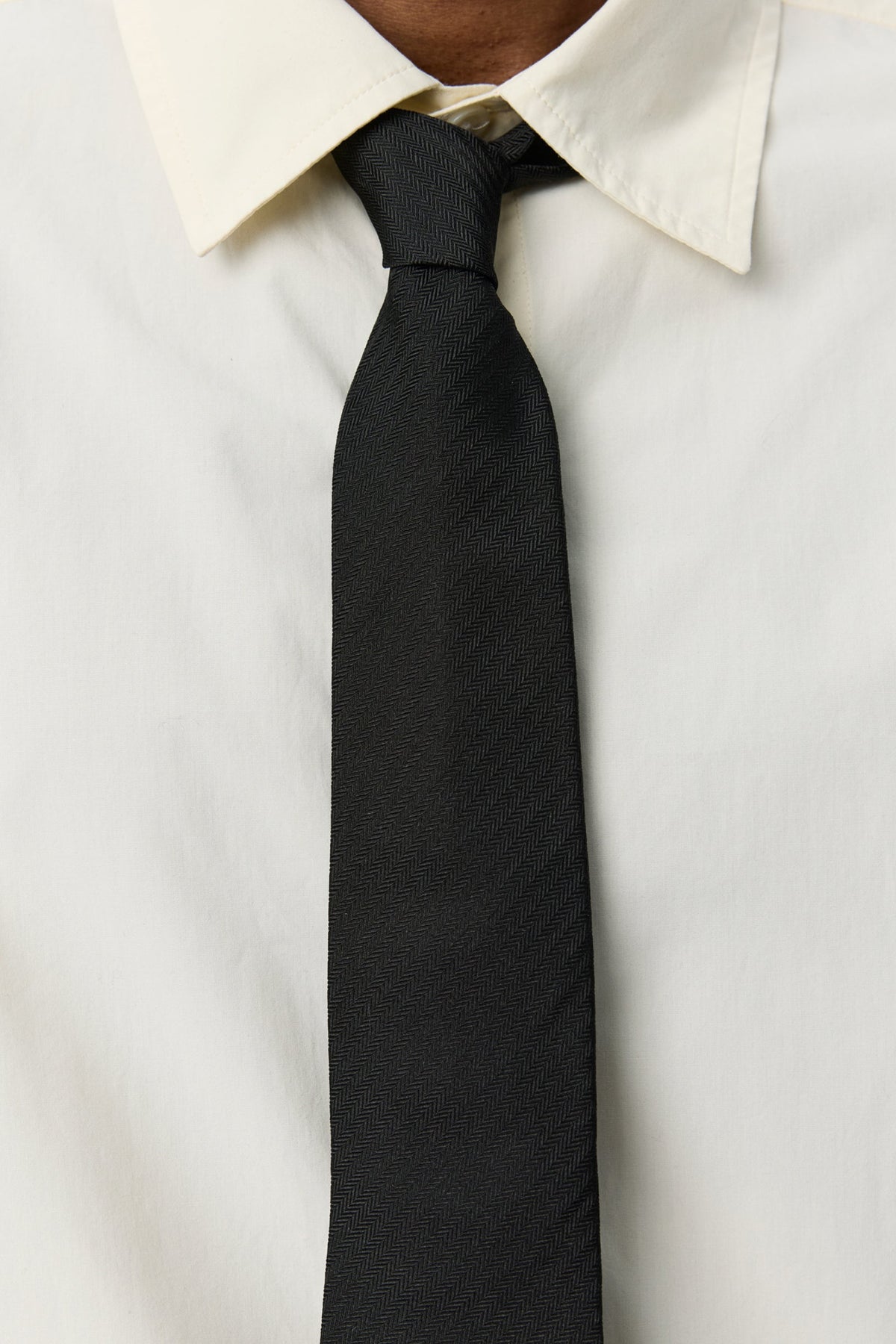 Banquet Tie Black Herringbone_2