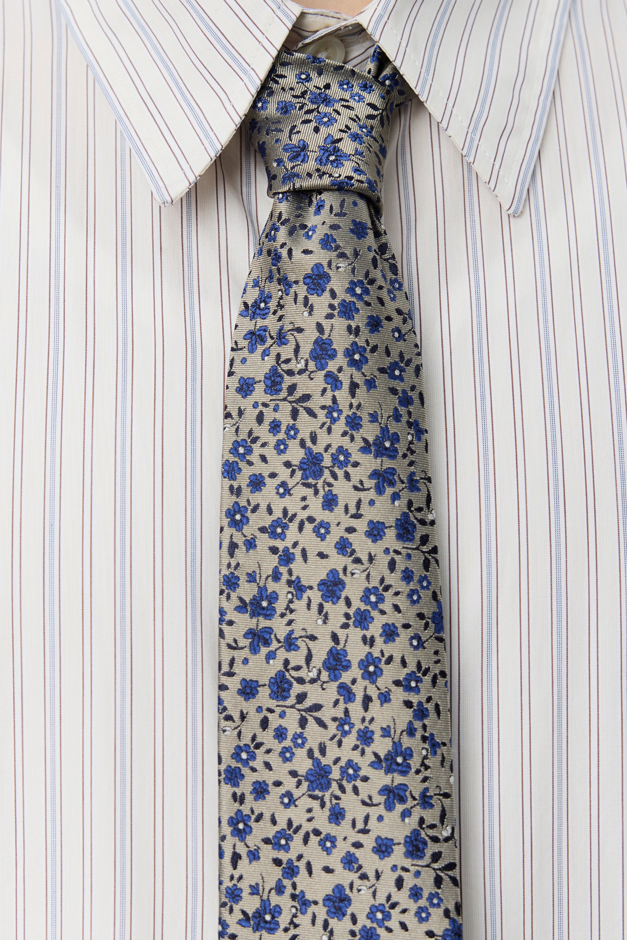 Banquet Tie Blue Meadow